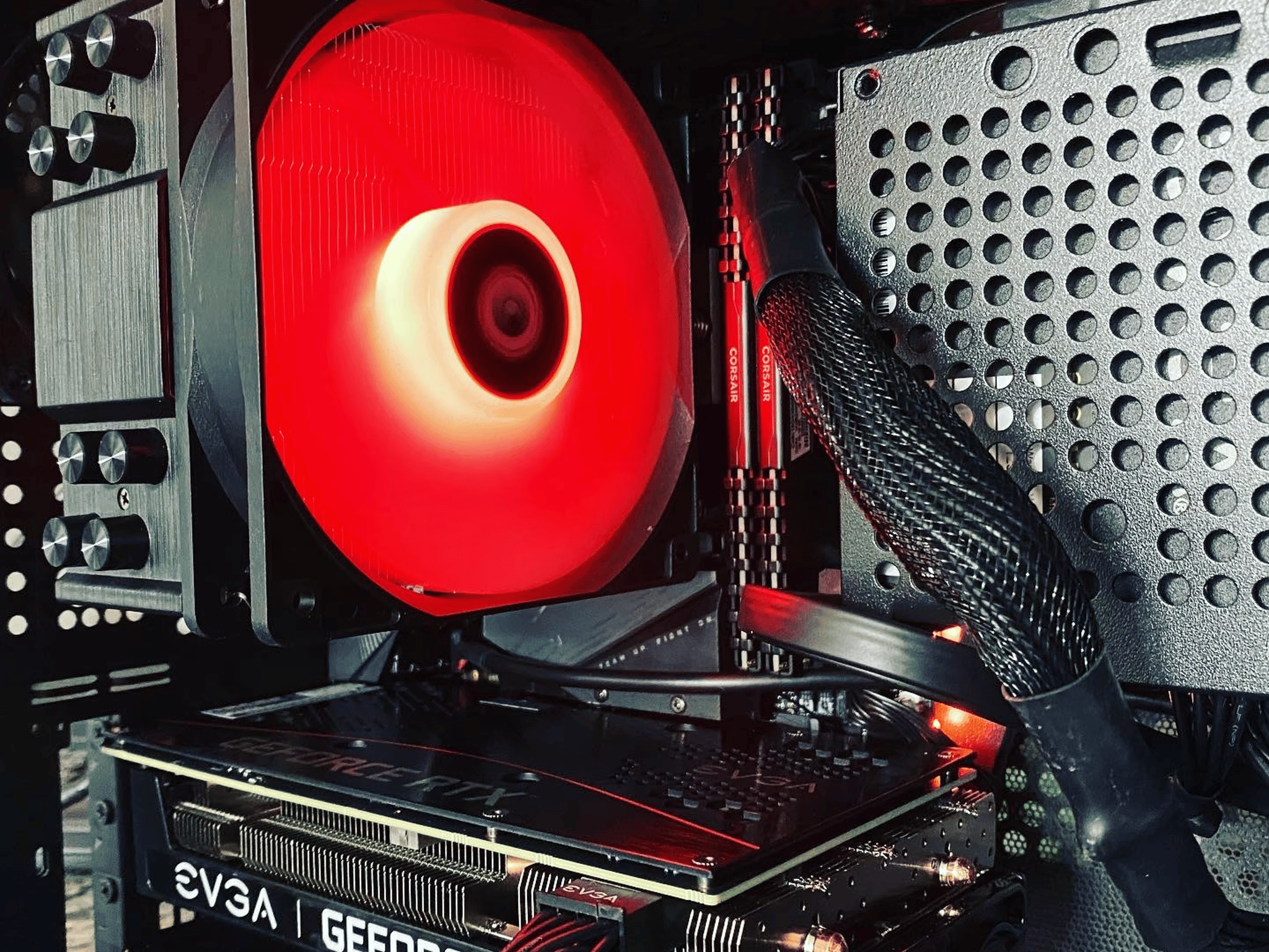 SFF Gaming PC: Ryzen 7 3700X/RTX 3050