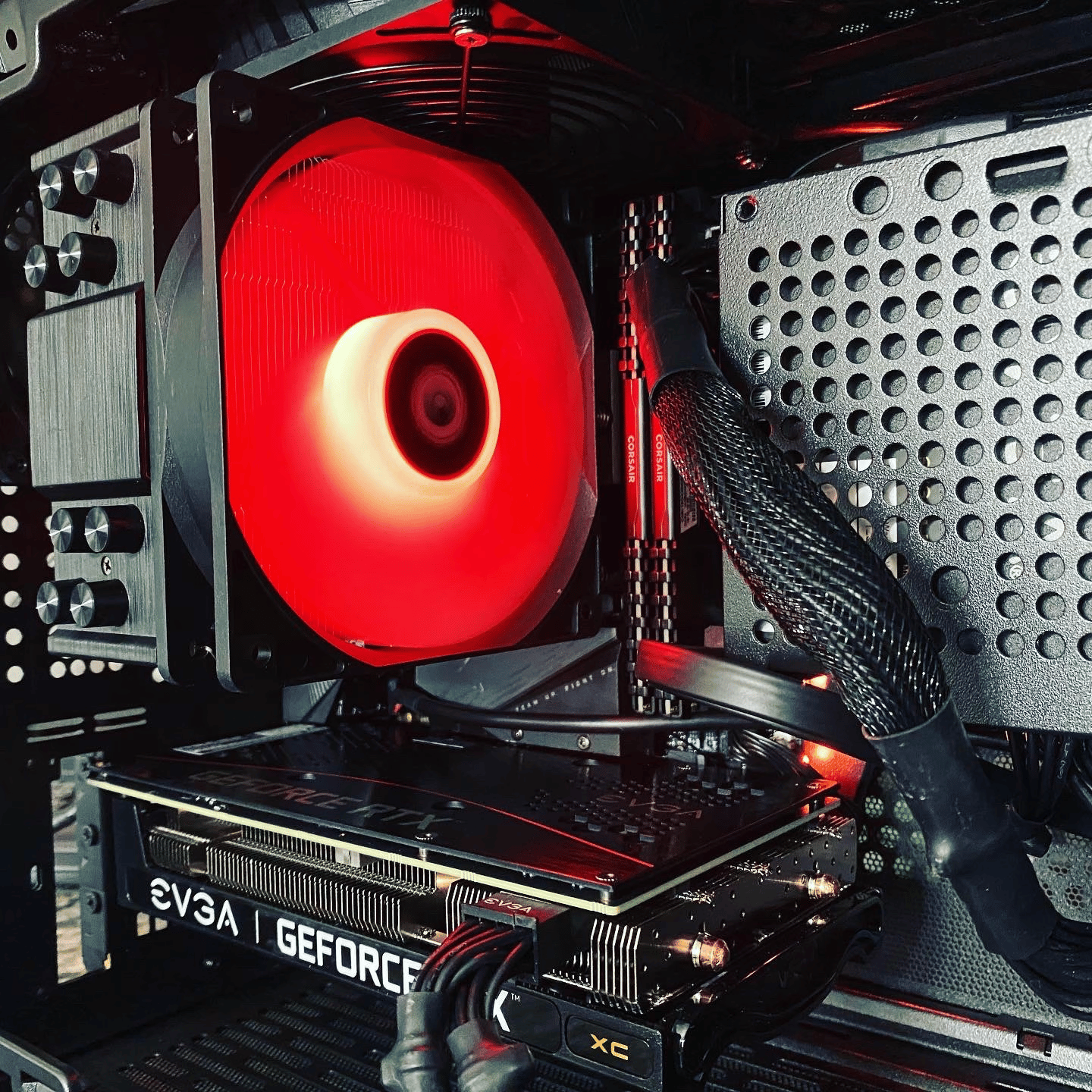 SFF Gaming PC: Ryzen 7 3700X/RTX 3050