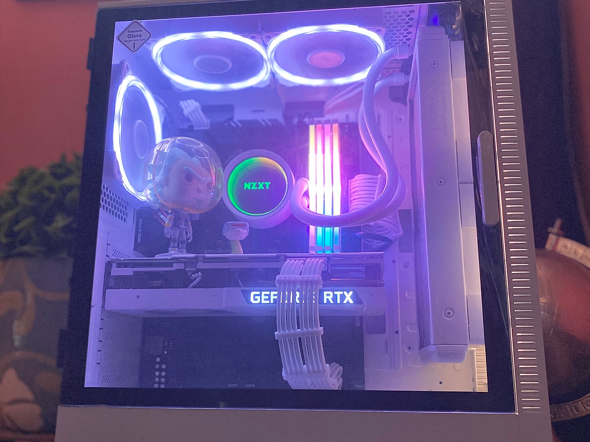 SPaCe Suit RiCK🪐| Ryzen 7 5800X| RTX 3080| 32GB RAM| 1TB NVMe m.2 SSD| Windows 11 Pro