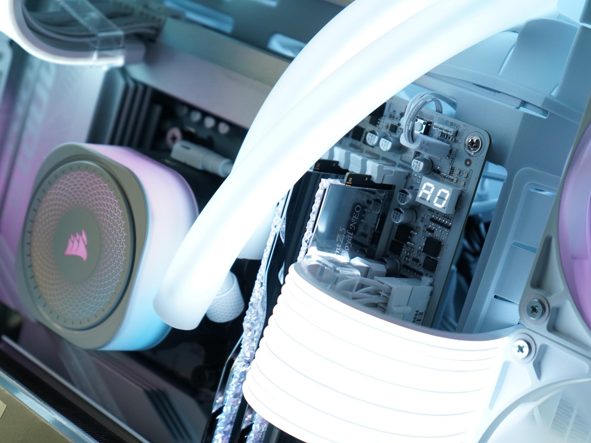 💎✨🦢 SWAVORSKI - RX 9070 XT | Ryzen 9 9900X | 32GB DDR5 | 3TB M.2 NVME SSD 🦢✨💎