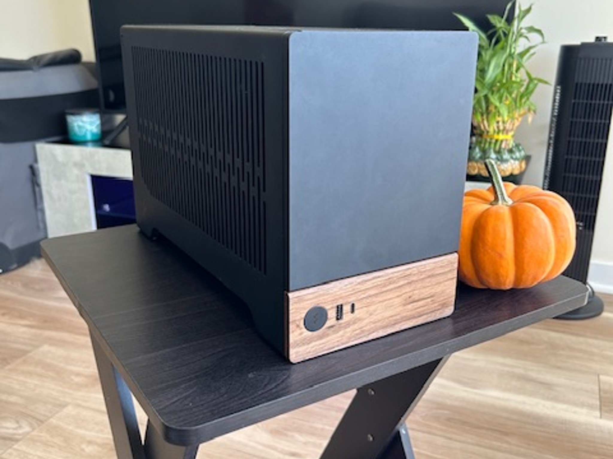 Mini ITX Build Fractal Terra black version Ryzen 7800x3D Rtx 4070 super
