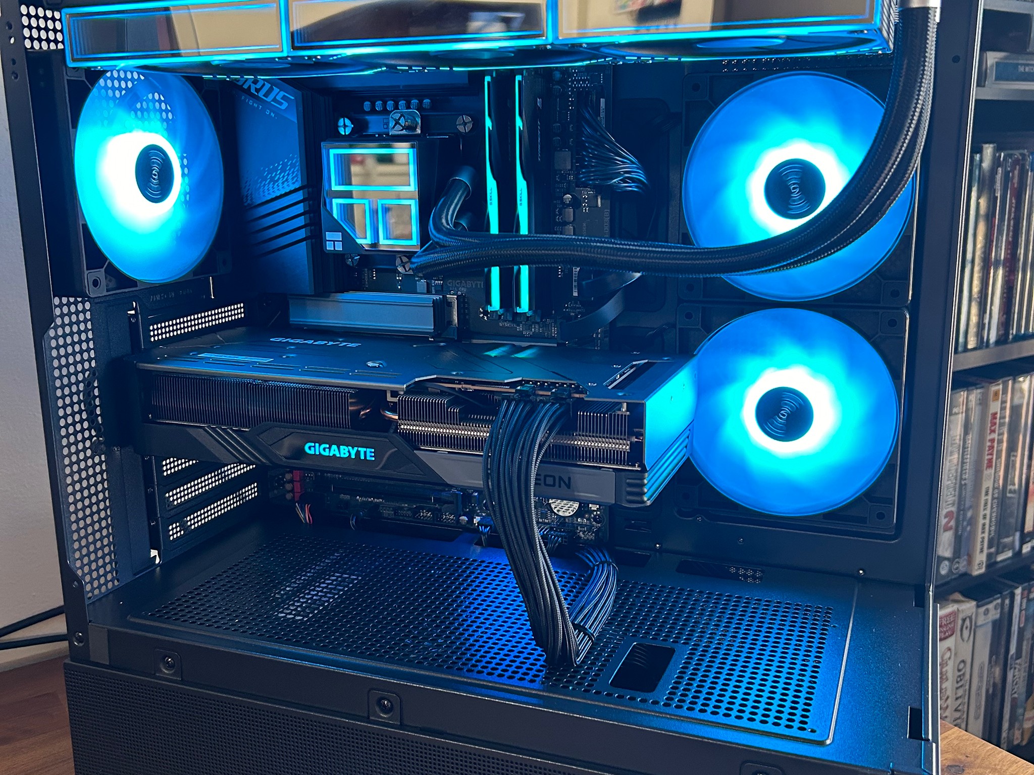 RX 7800XT 16GB | Intel i5 13600KF | 32GB DDR5 6400MT/s | The Wingman XT