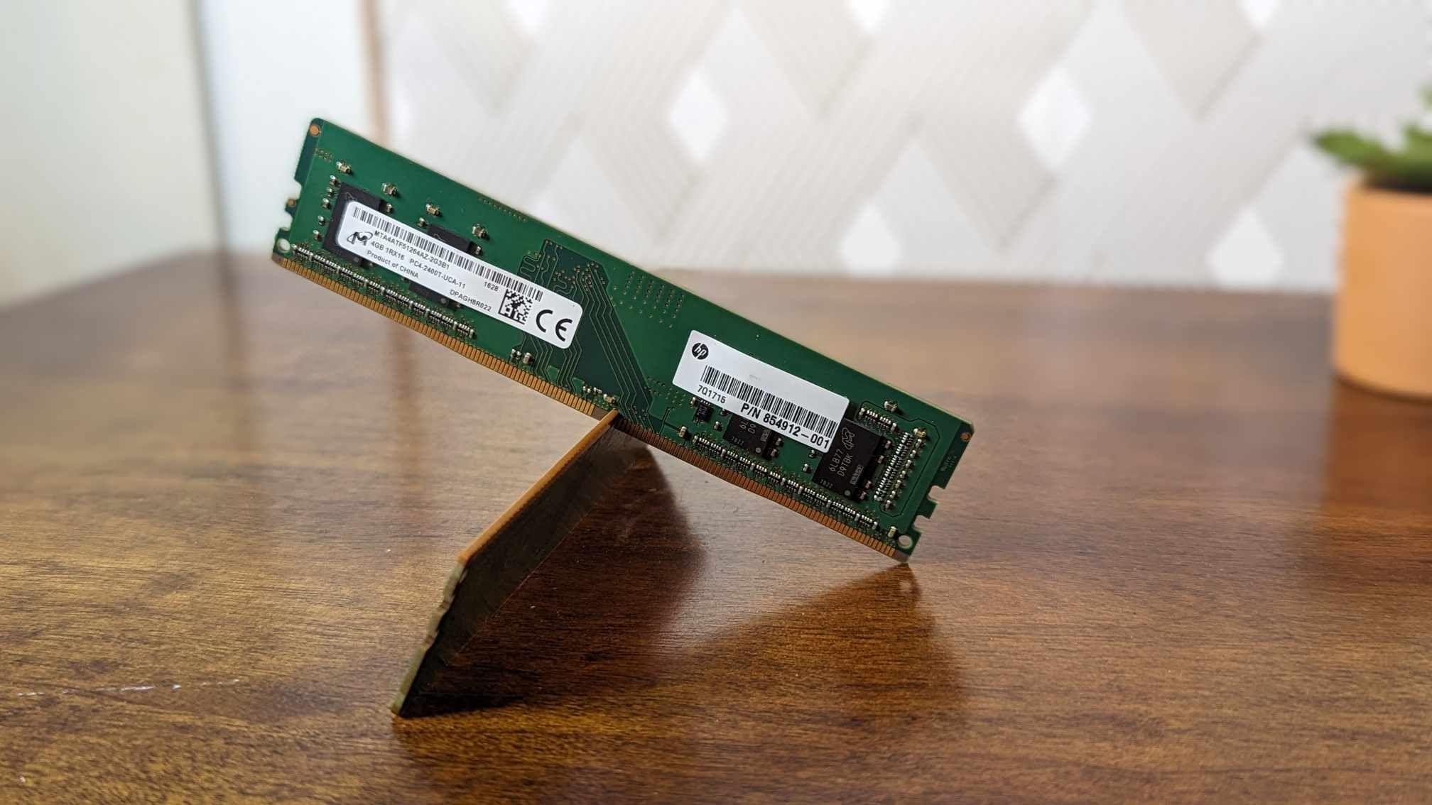 Crucial Micron RAM 2x4GB DDR4 2400MHz
