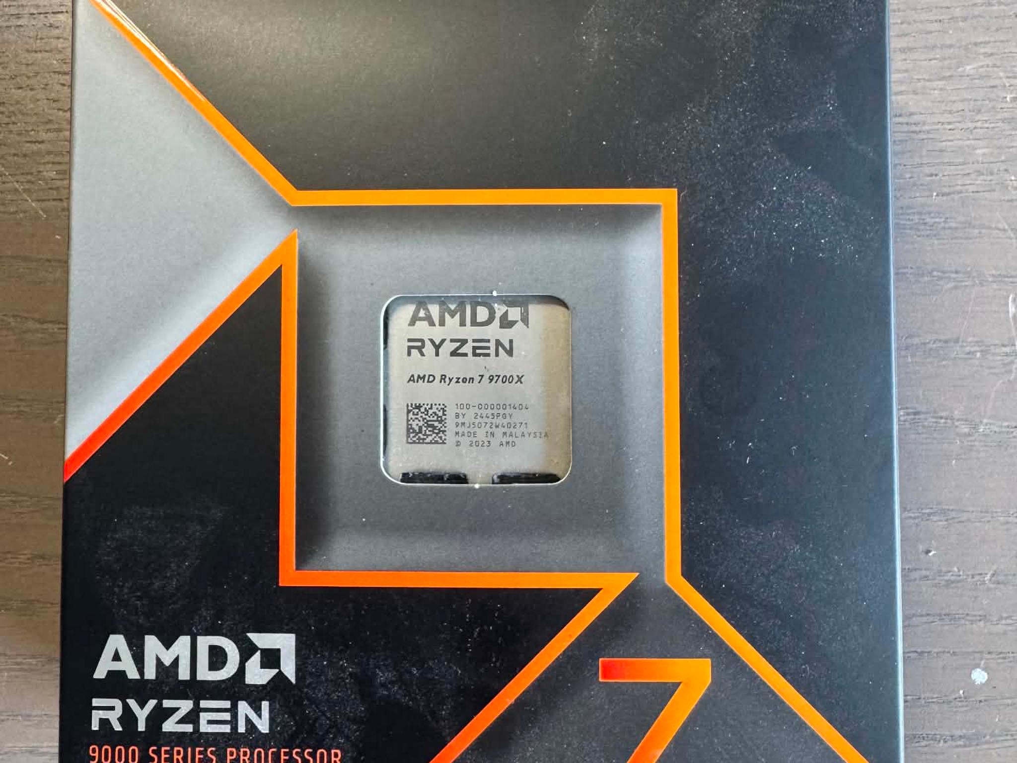 AMD Ryzen 7 9700X AM5 CPU
