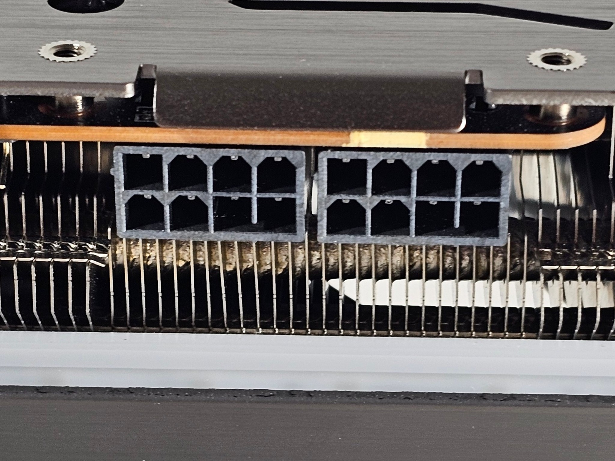 RX 7800 XT PowerColor Hellhound 16GB