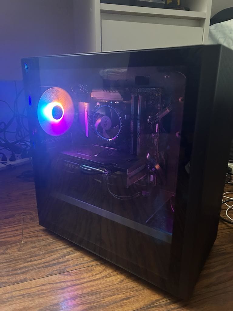 Gaming PC intel I3 12100f, AMD RX 6600