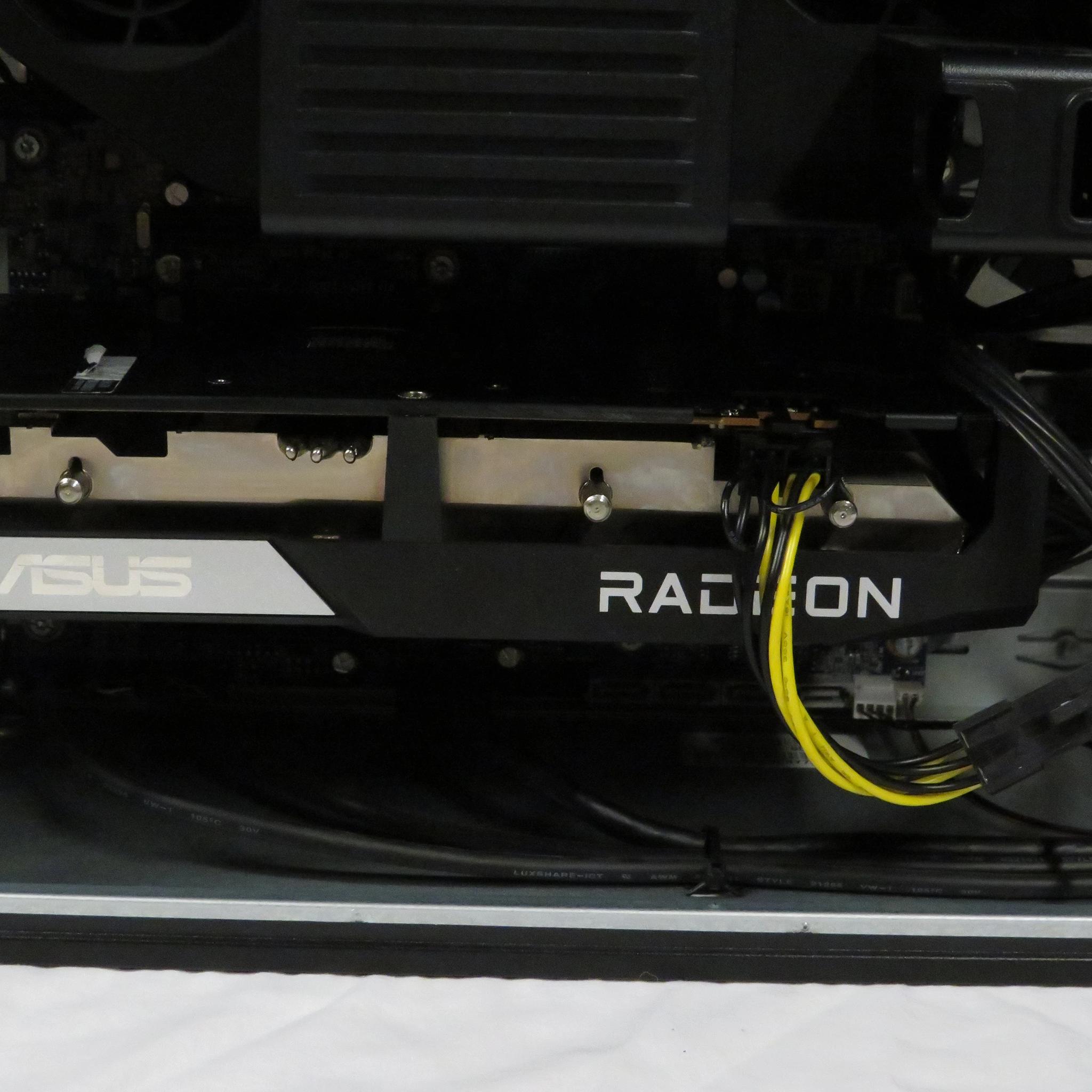 Sleeping beauty! Intel Xeon E5 1650 V3 with a RX6600. High refresh rate 1080p