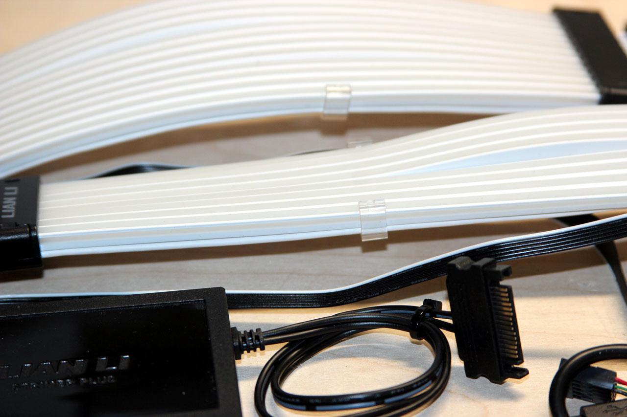 LIAN-LI STRIMER ARGB 24 Pin CPU 2x8-Pin GPU Power Extension Cables Included Power Hub & USB Wiring