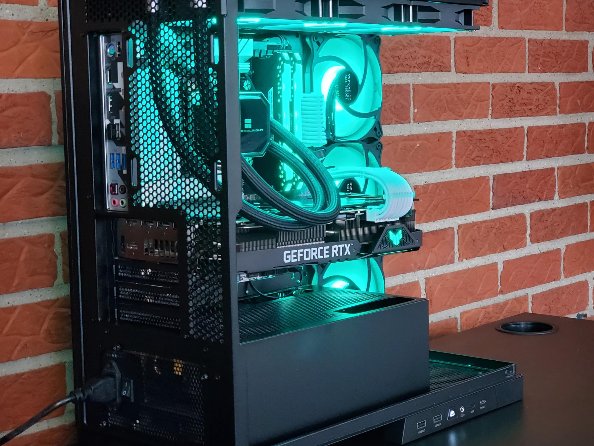 RTX 3070 Ti // i7 11700k // 360mm AIO // 16GB RAM // 1TB SSD