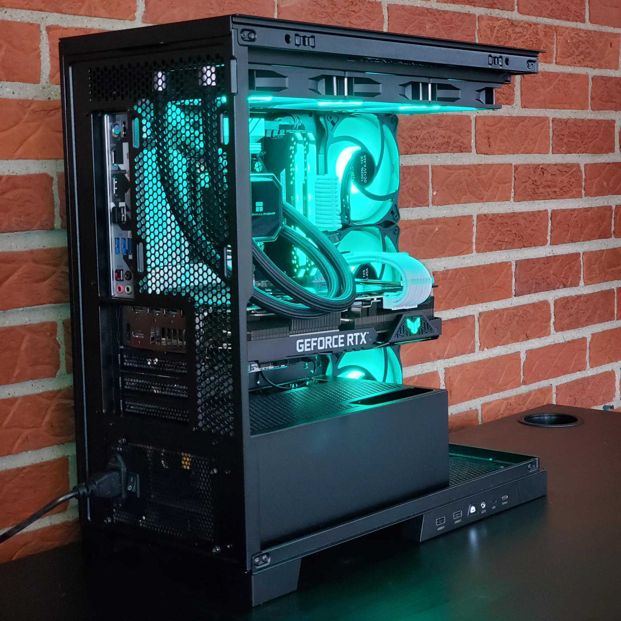 RTX 3070 Ti // i7 11700k // 360mm AIO // 16GB RAM // 1TB SSD