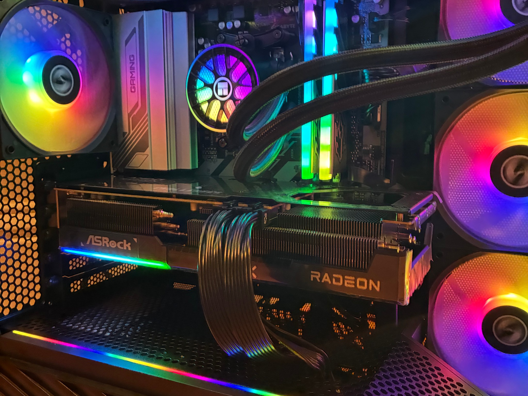 RX 9070 XT RYZEN 7 7700X 4K CUSTOM GAMING PC 32GB DDR5 1TB NVME SSD WIFI 6E WINDOWS 10/11