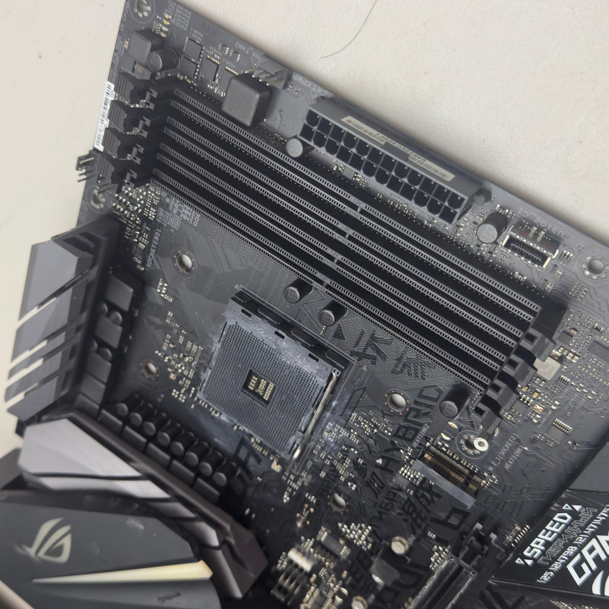 ASUS ROG STRIX X470-F Gaming