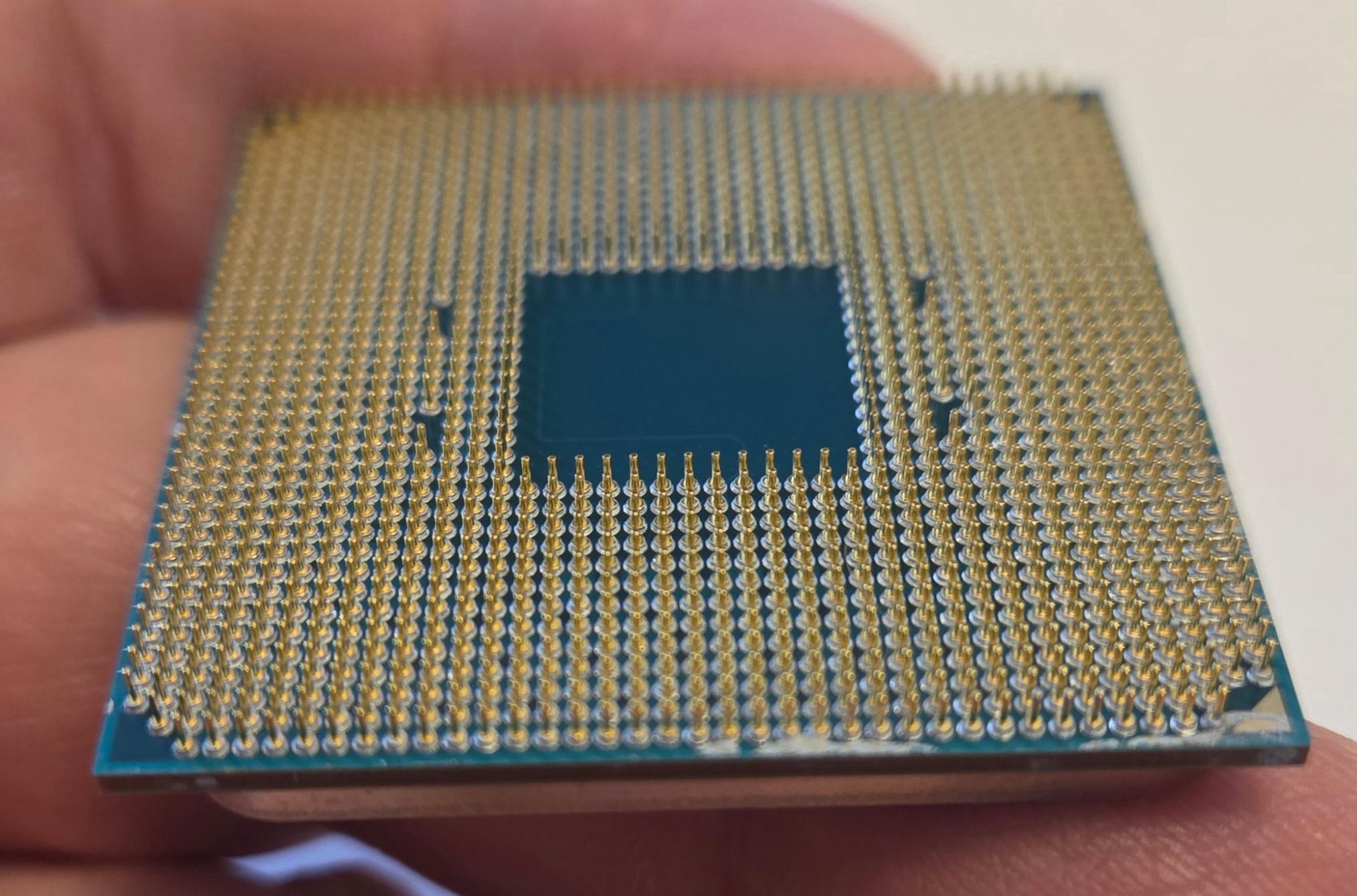 AMD Ryzen 3 Pro 2200g