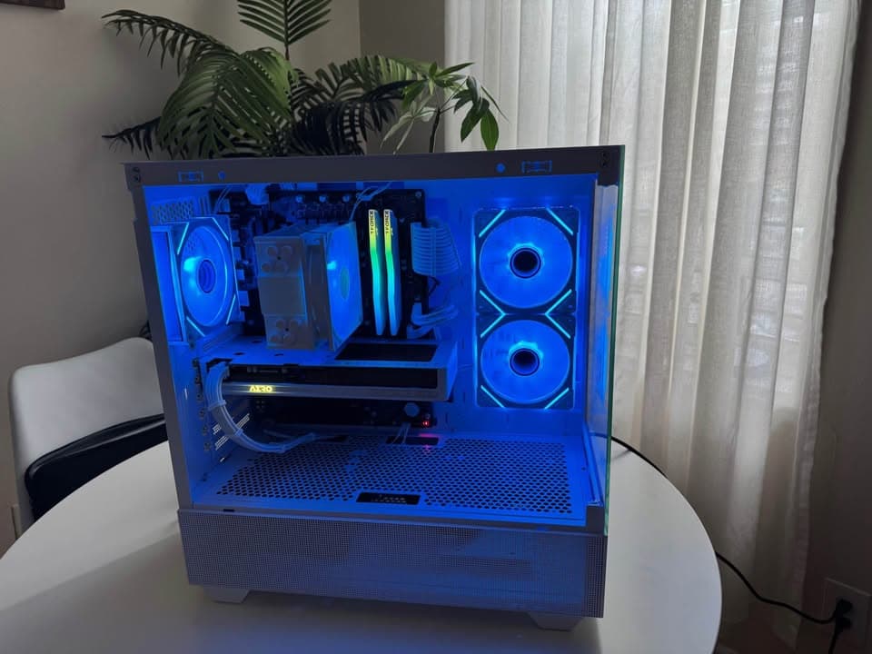 NEW! RTX 5060 DLSS 4.0 Gaming PC w/wifi