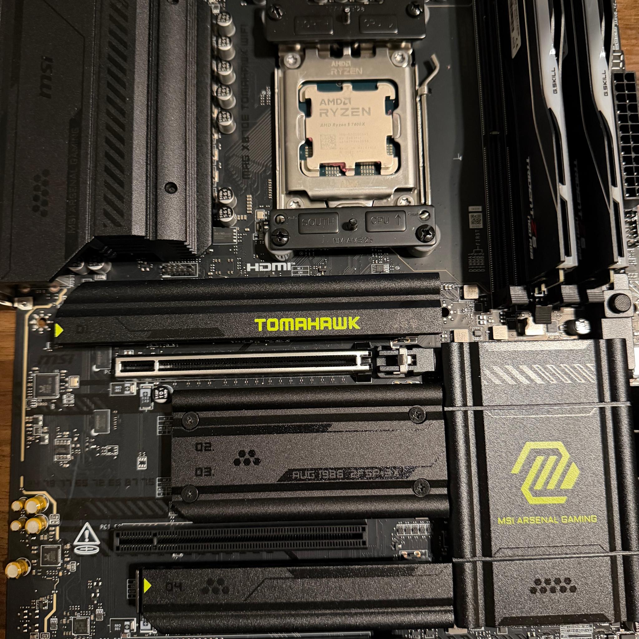 AMD 5 7600X | MSI 870E Tomahawk | 64GB DDR5 G.SKILL Trident | Noctua NH-D15 G2