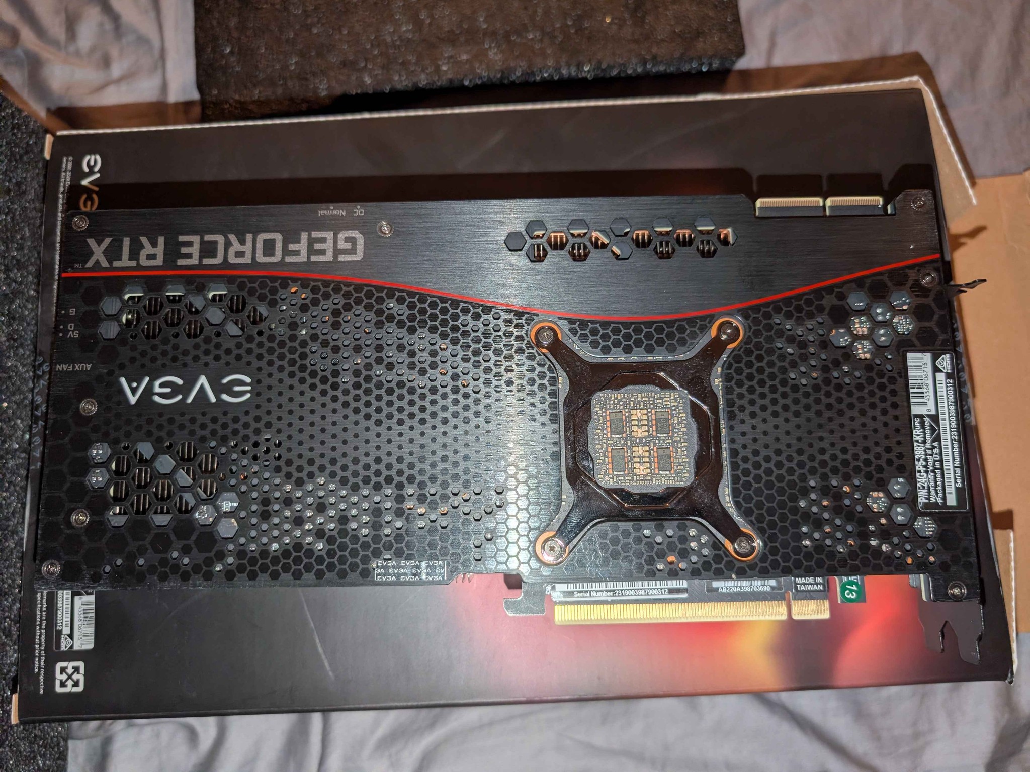 EVGA FTW3 Ultra Gaming Geforce RTX 3090 - Manufacturer refurbished