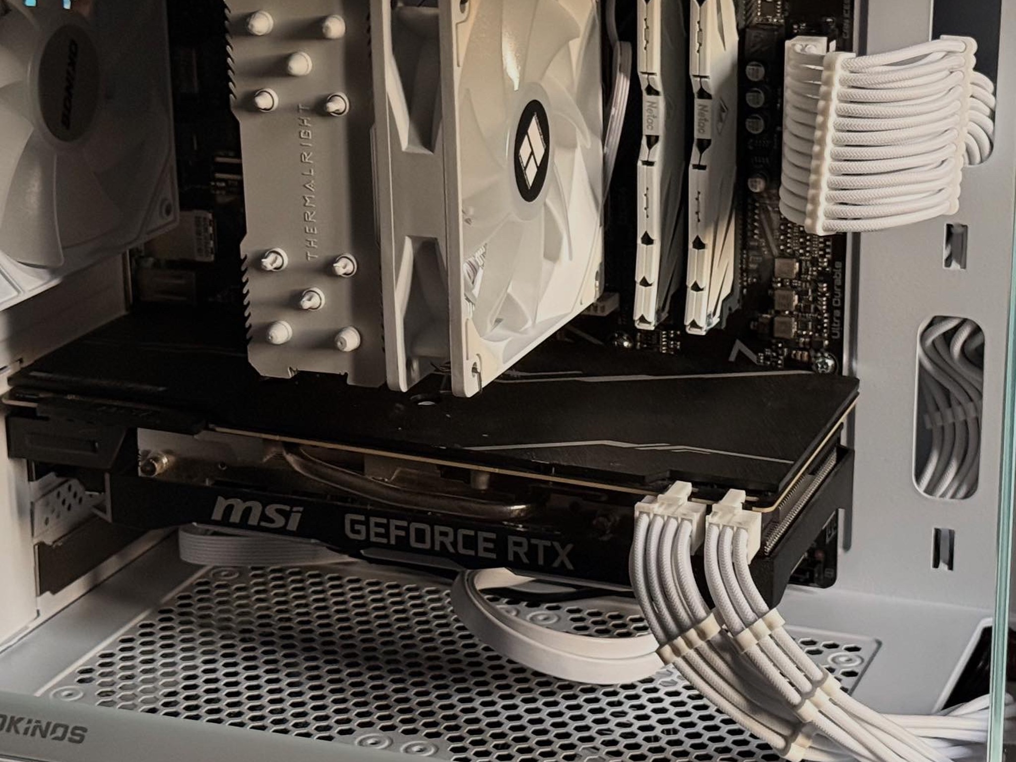 ❄️Snowfall!❄️ RTX 2070 Super and R5 5600x!