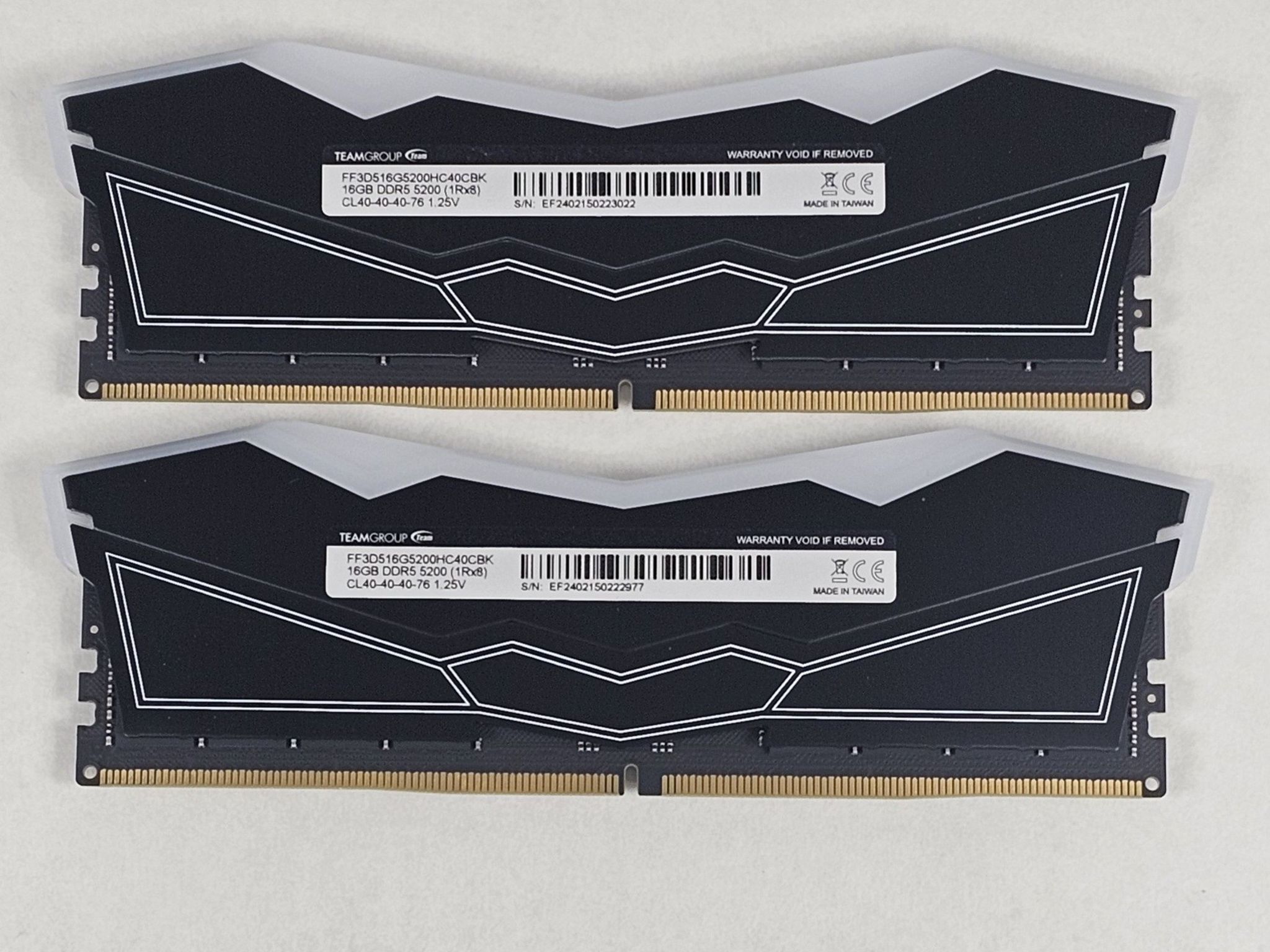 32GB DDR5 (2x16GB) CL40 5200MT/s TEAMGROUP T-Force Delta RGB