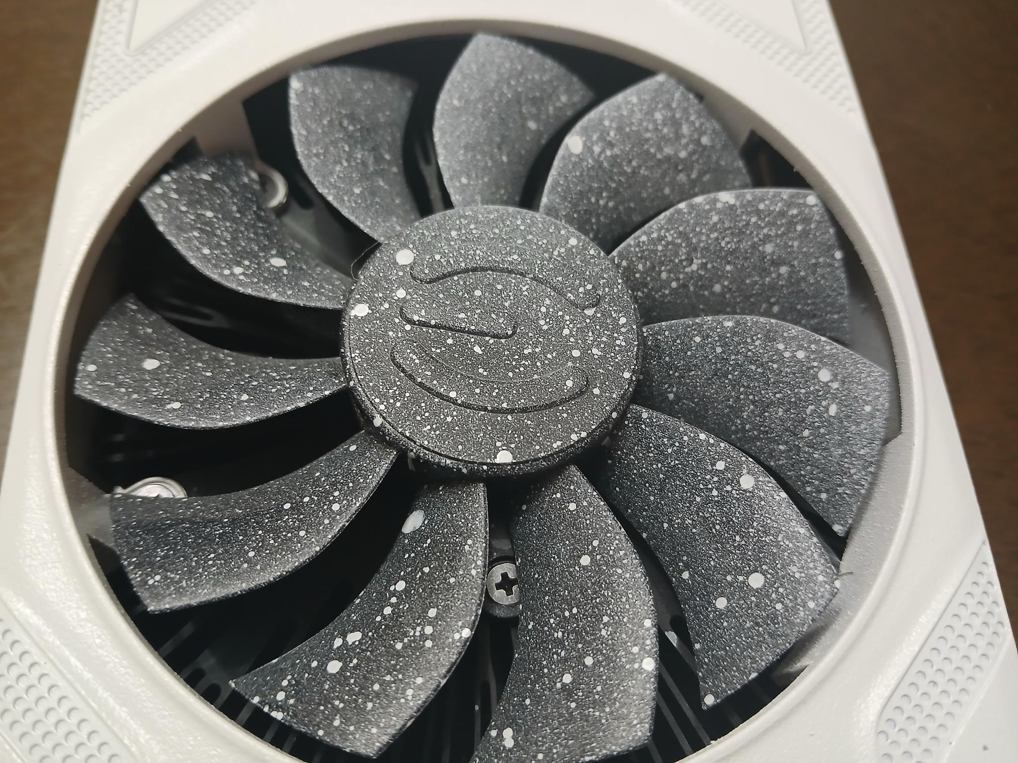 White GTX 1060 6GB evga