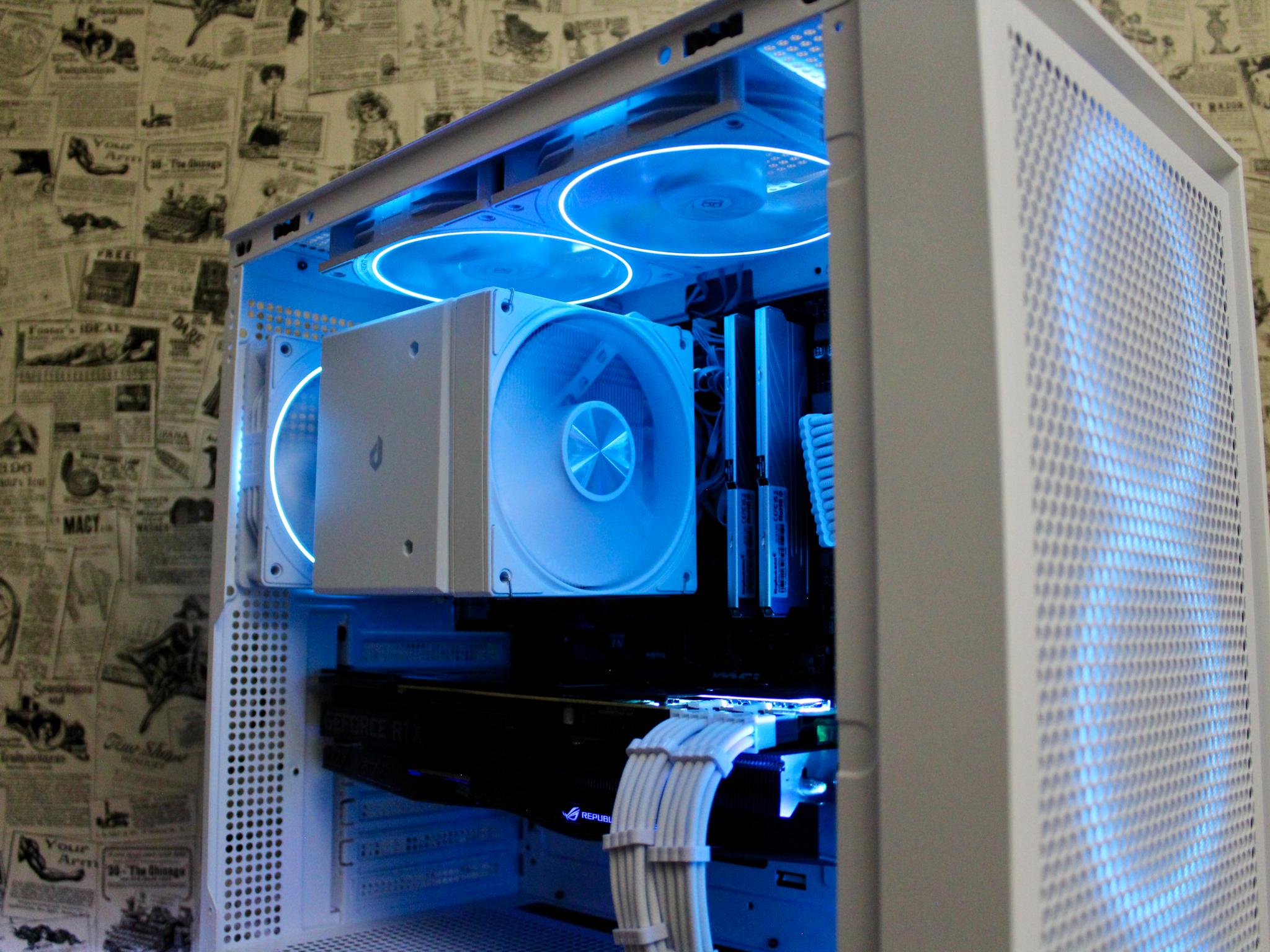 🔳 Winter Ti | Ryzen 5 5600 | 32GB Ram | 2080 TI | 1TB M.2 | W11 + WiFi