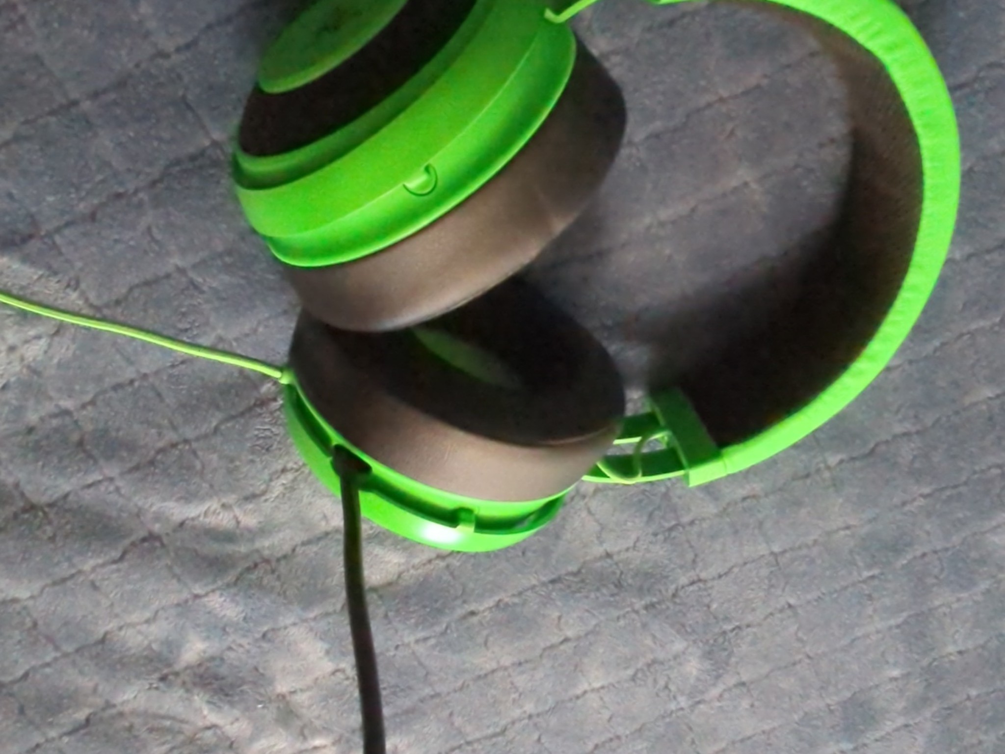Razer Kraken Pro V2 Headset (Green)