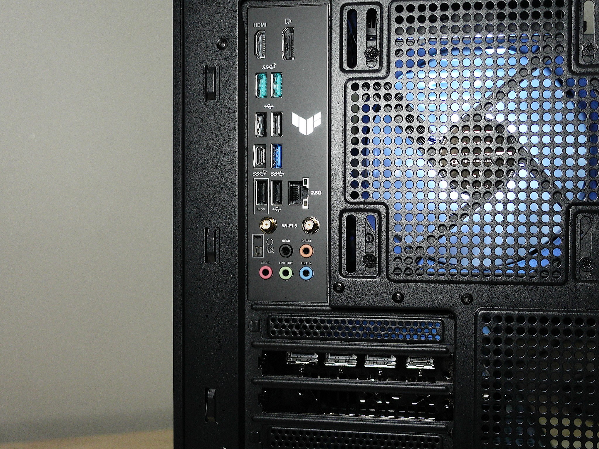 🔥🟡RX 7700 XT Gaming PC | Ryzen 5 7600X | 32GB DDR5-6000 | AIO | 1TB M.2 SSD | RGB | WiFi 🚀