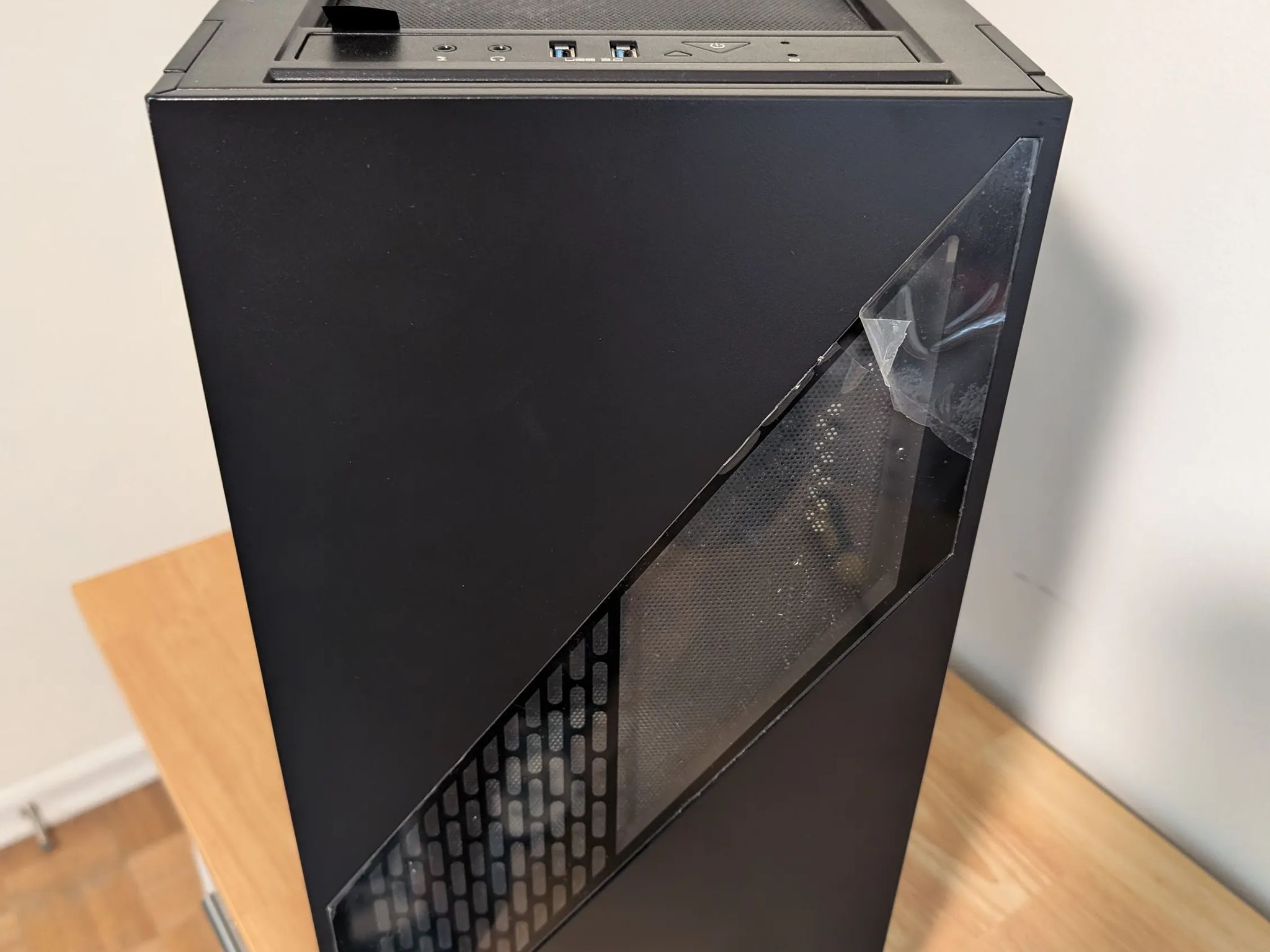 iBuyPower Case, Keyboard, and Mouse pad