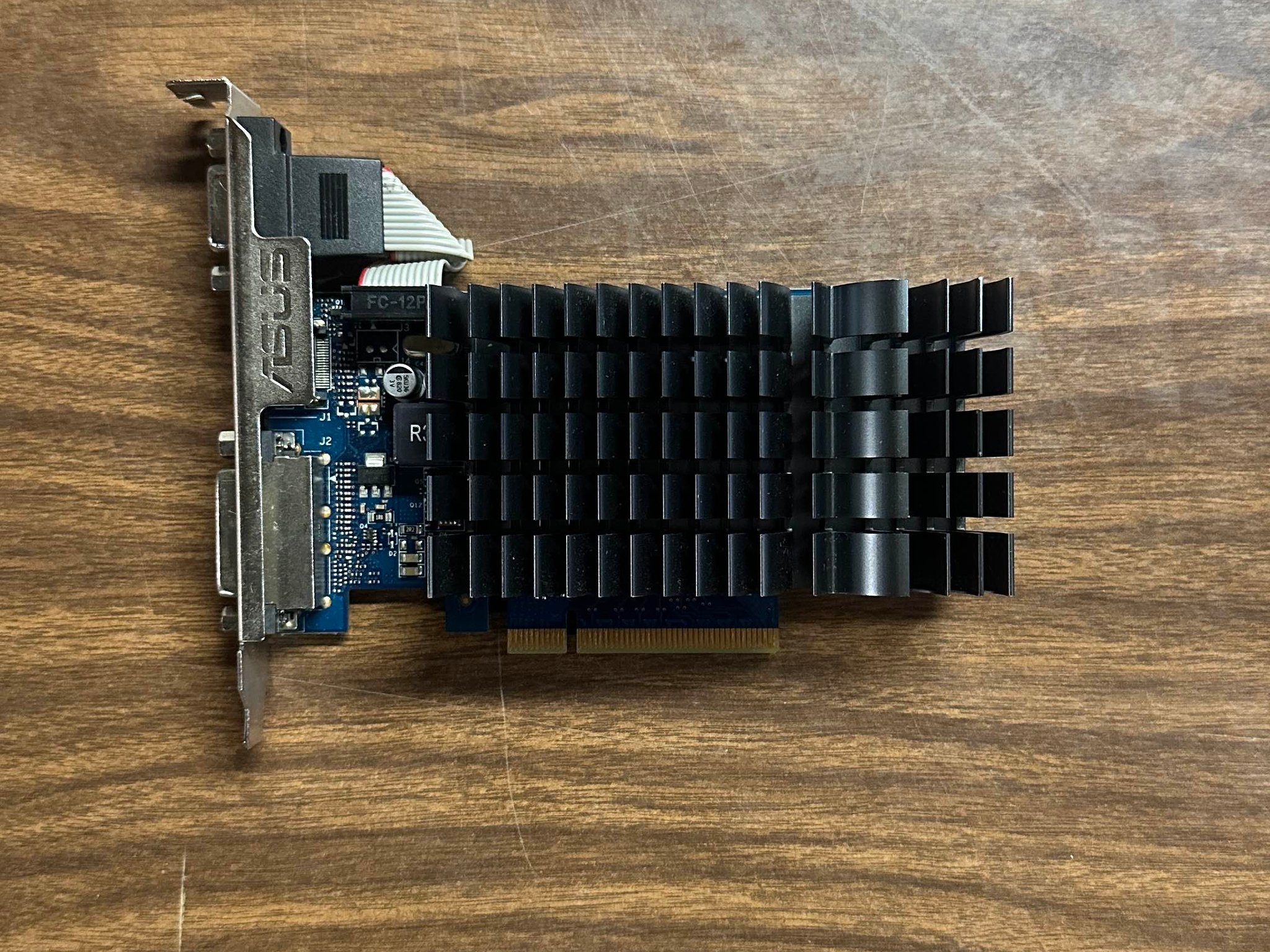 ASUS Nvidia Geforce GT 730 2GB GDDR3 PCIE x8 Graphics Card VGA DVI HDMI
