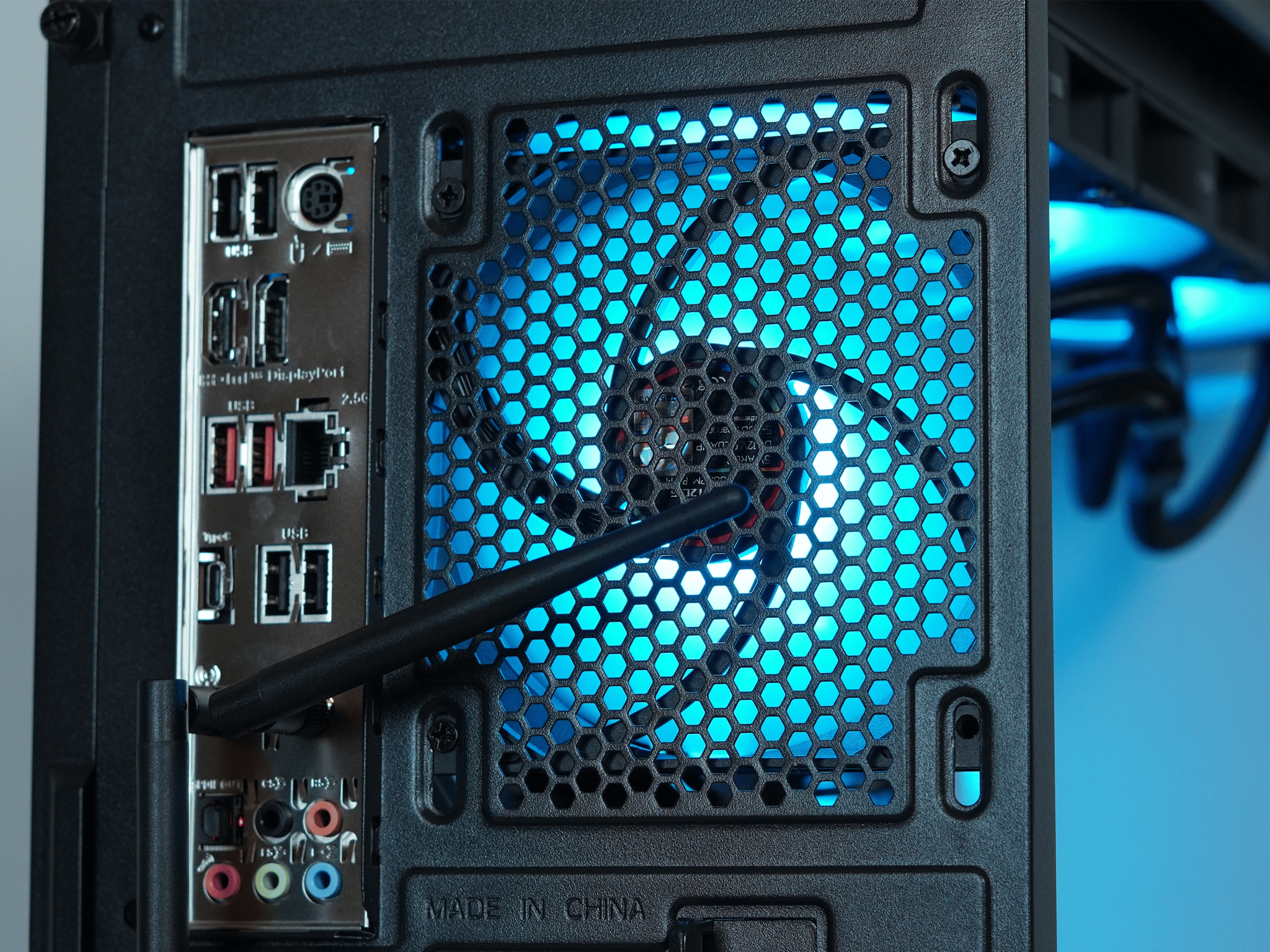 🥏Tron🥏RTX 4070 Ti STRIX, Intel i7 12700K, 2TB M.2 SSD, 32 GB DDR4 |4K GAMING PC|