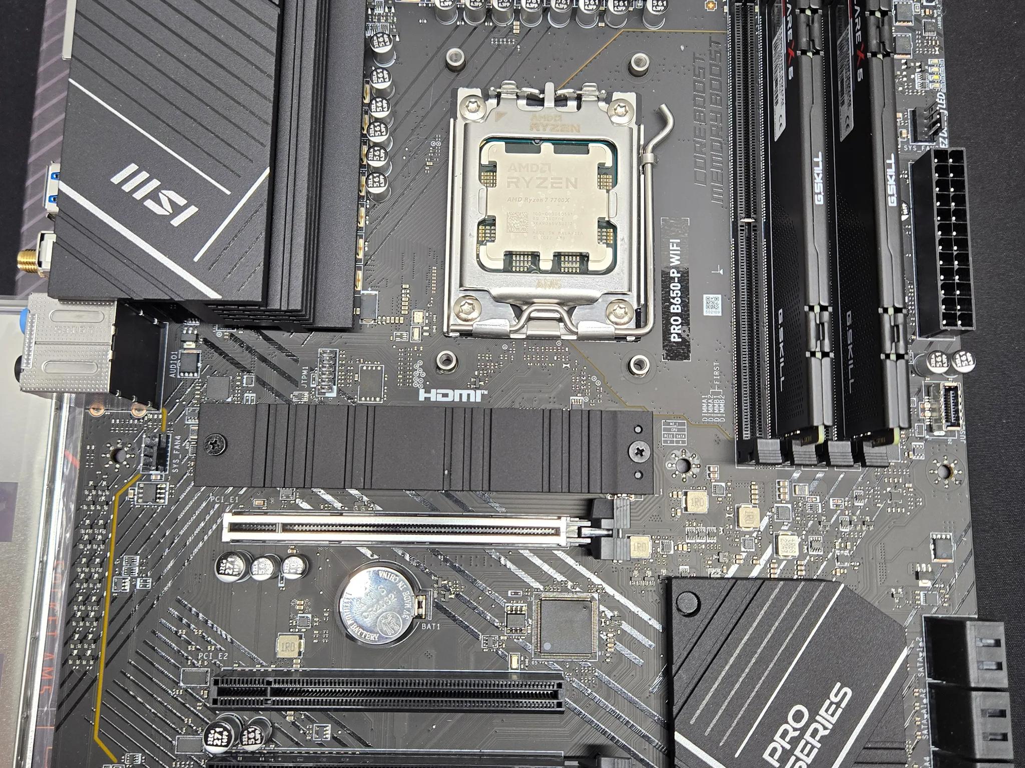 Ryzen 7 7700x CPU/Motherboard/RAM Combo