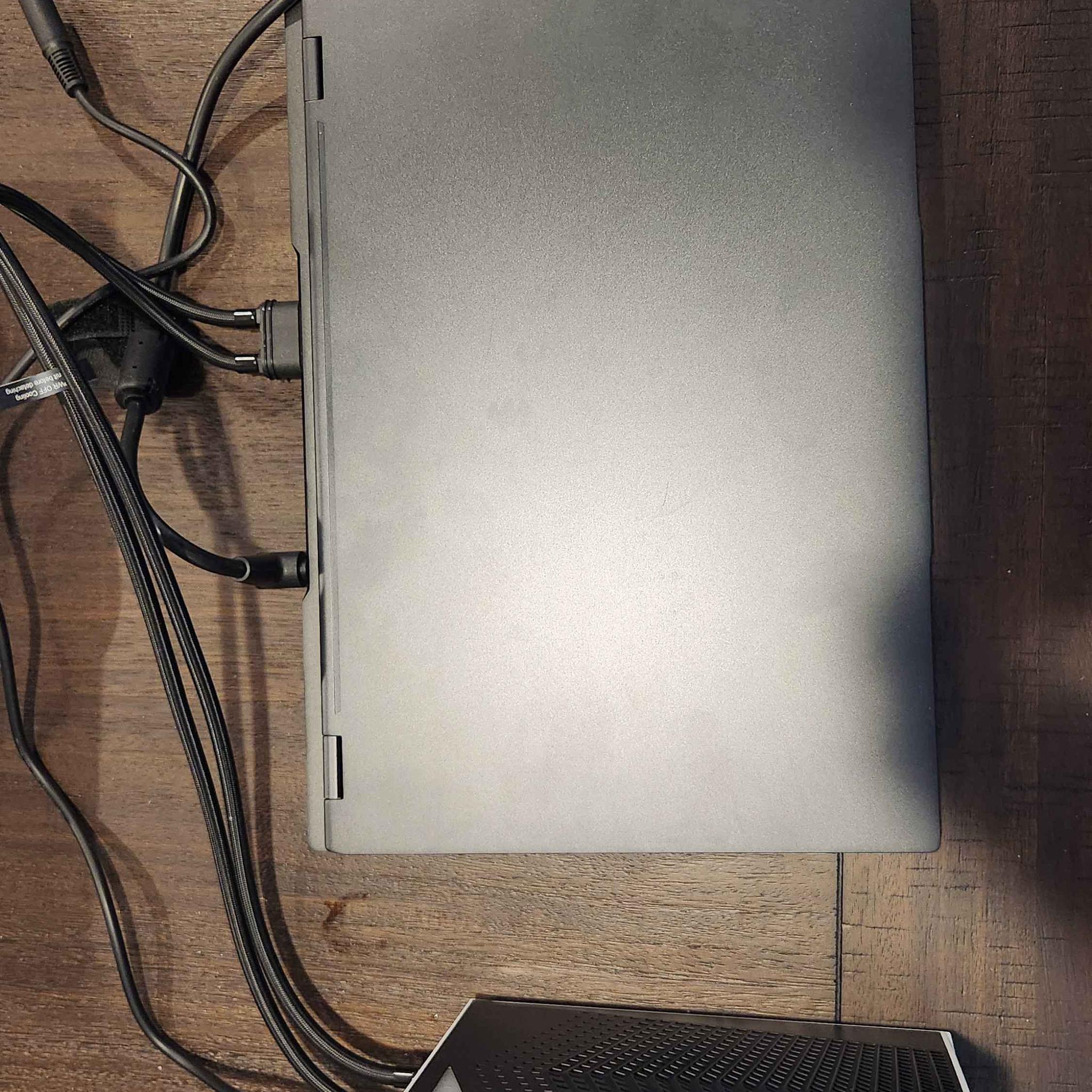 HYDROC-16 ULTRA PRO EDITION - Intel i9-14900HX, NVIDIA RTX 4090, 4TB SSD, 32GB 6400MHz RAM