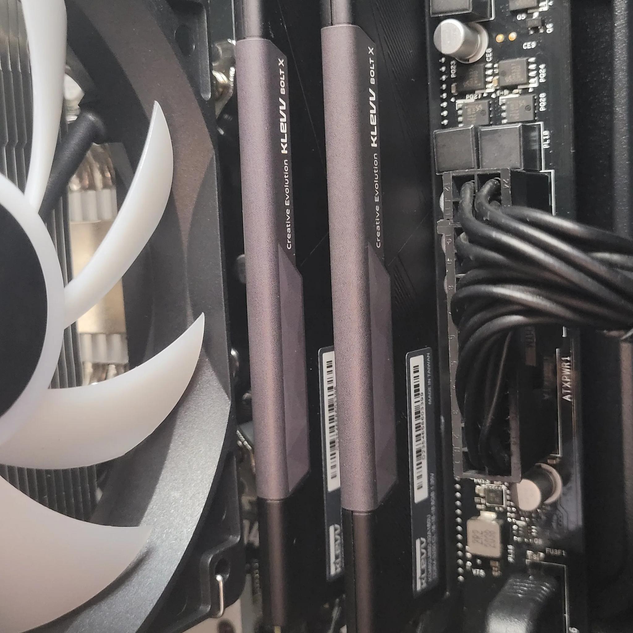 Entry Level Budget Gaming PC // i7 9700f // GTX 1070 // 256GB+1TB SSD // 16GB DDR4