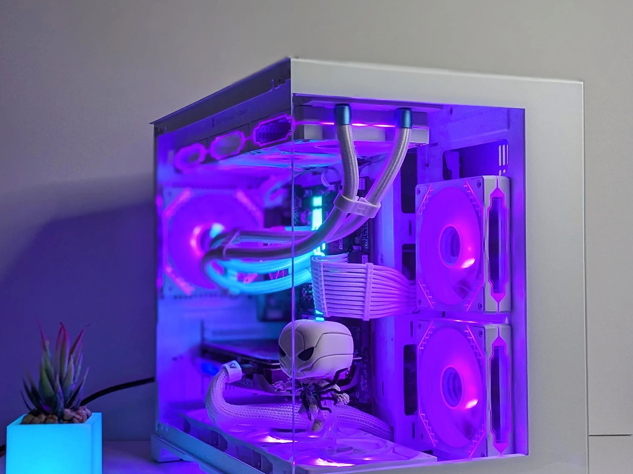 “P0iSoN” 🗯️ (S:2/E:1)| Ryzen 7(AM5)⚪️RTX 4070 Super⚪️ 16GB DDR5 RAM⚪️1TB NVMe+500GB SSD⚪️Windows 11