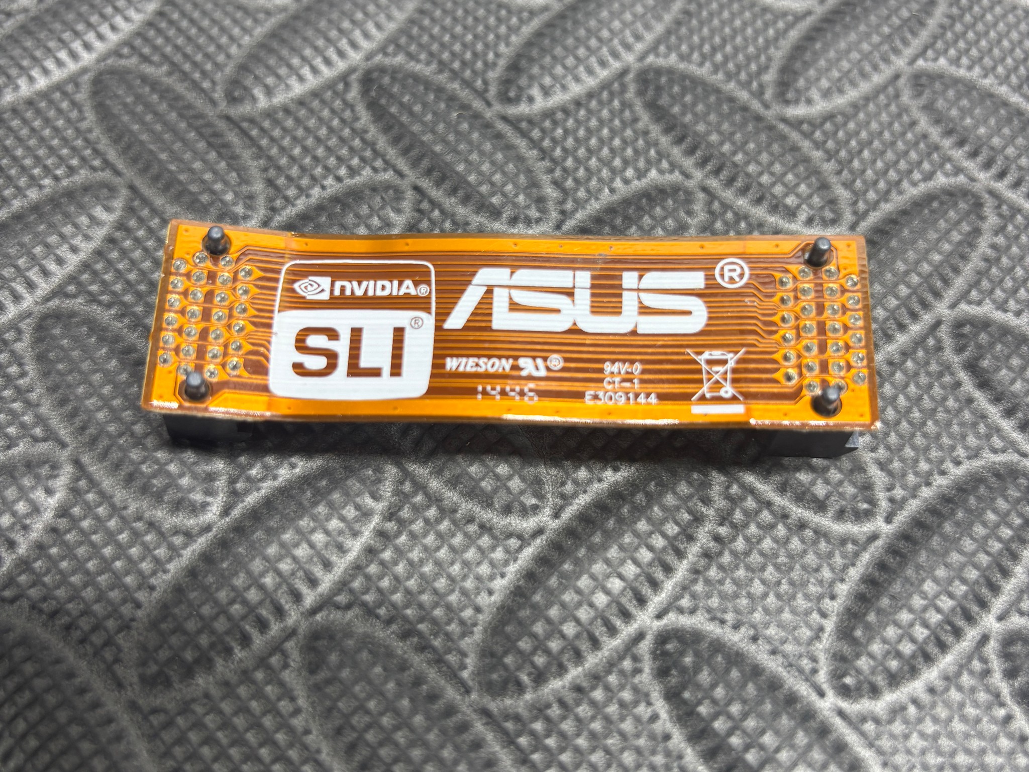 ASUS NVIDIA SLI Bridge Connector GPU Graphics Card Link Bridge (7cm)