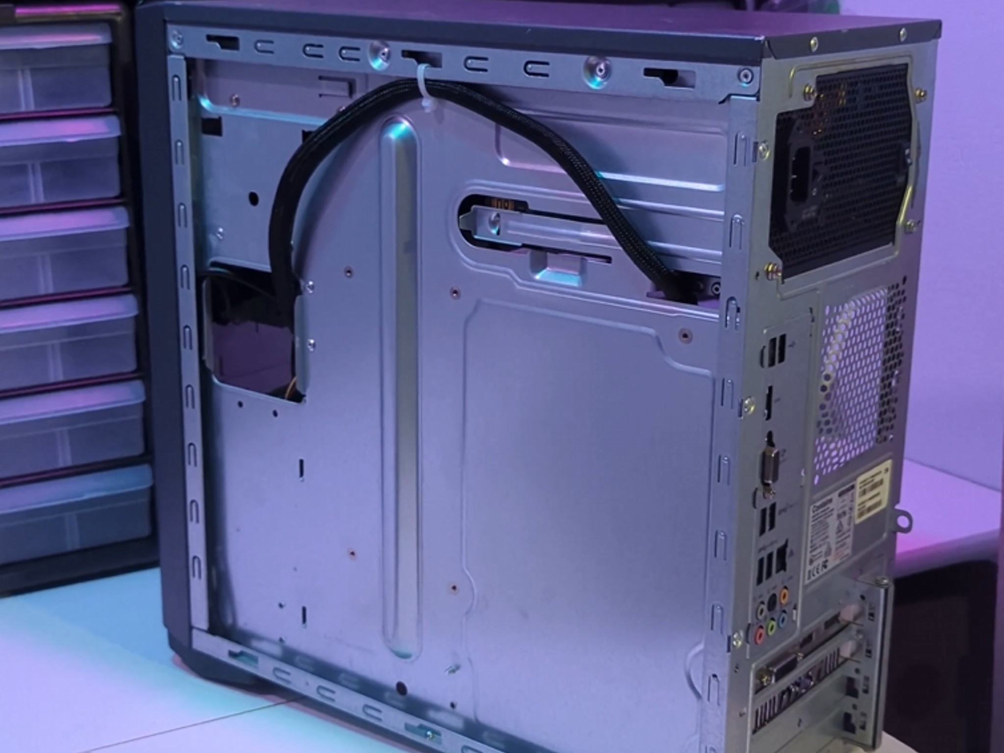ASUS M32CD Series | Intel i5 6400 | MSI GTX GeForce 1060 | 16GB DDR4 Corsair | 1TB HDD & 240GB SSD