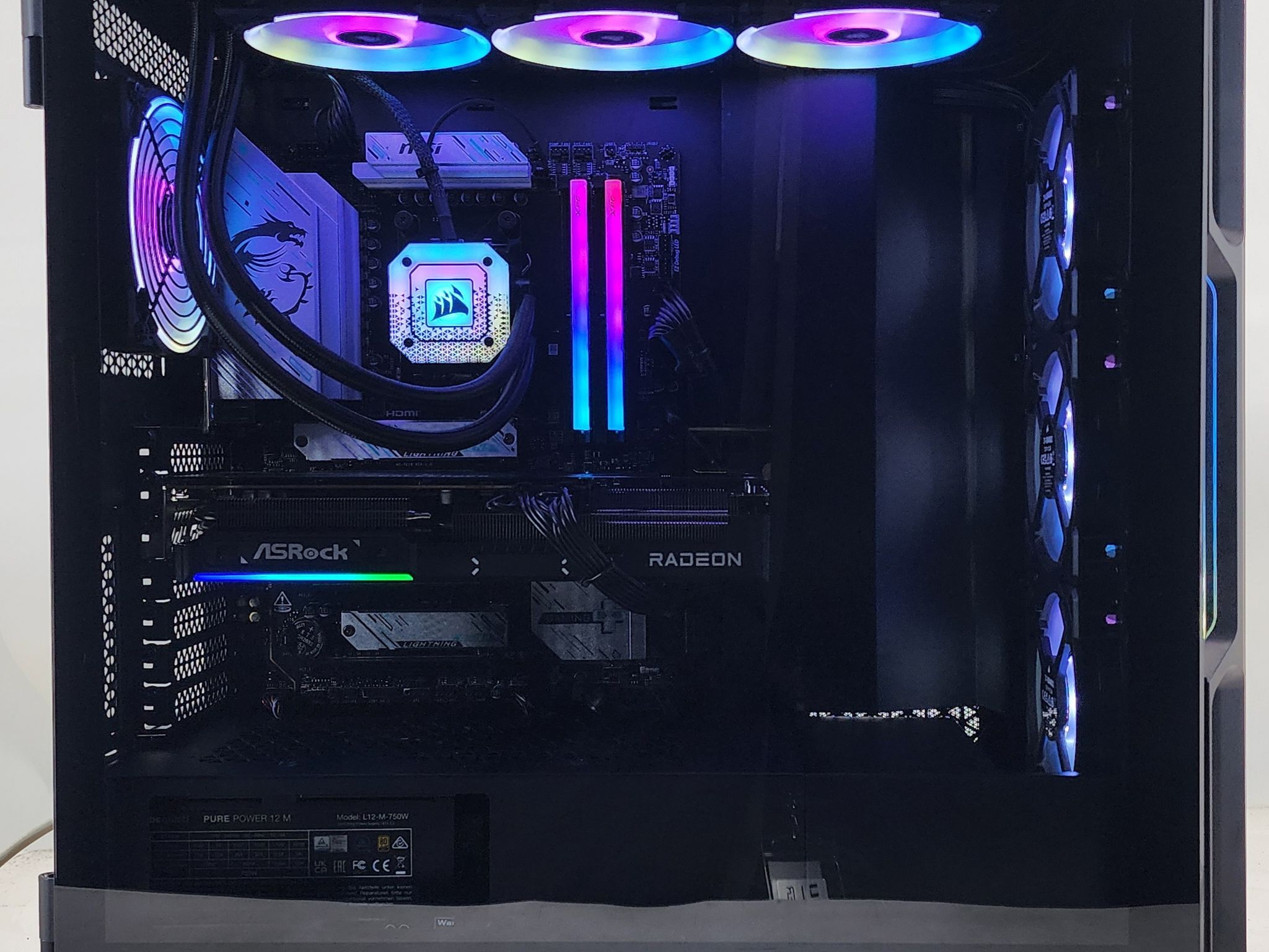 Gaming PC Ryzen 9 9950X 32GB RAM 2TB SSD RX 9070 16GB Windows 11 Computer