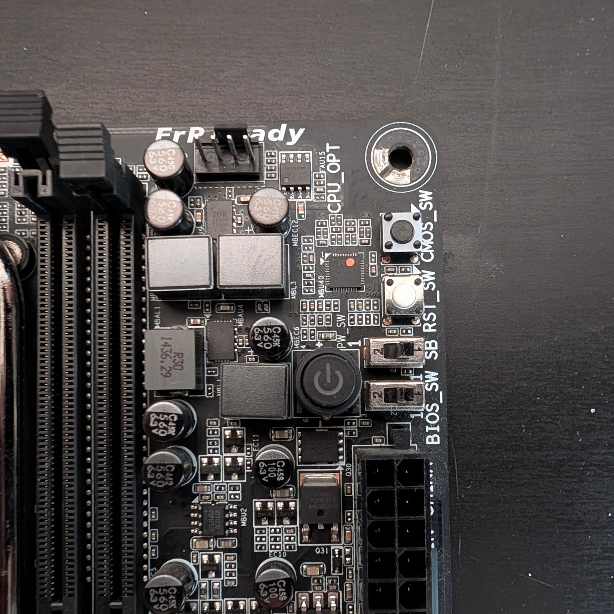 Gigabyte GA-X99M-Gaming 5 X99 LGA2011-3 DDR4 Motherboard