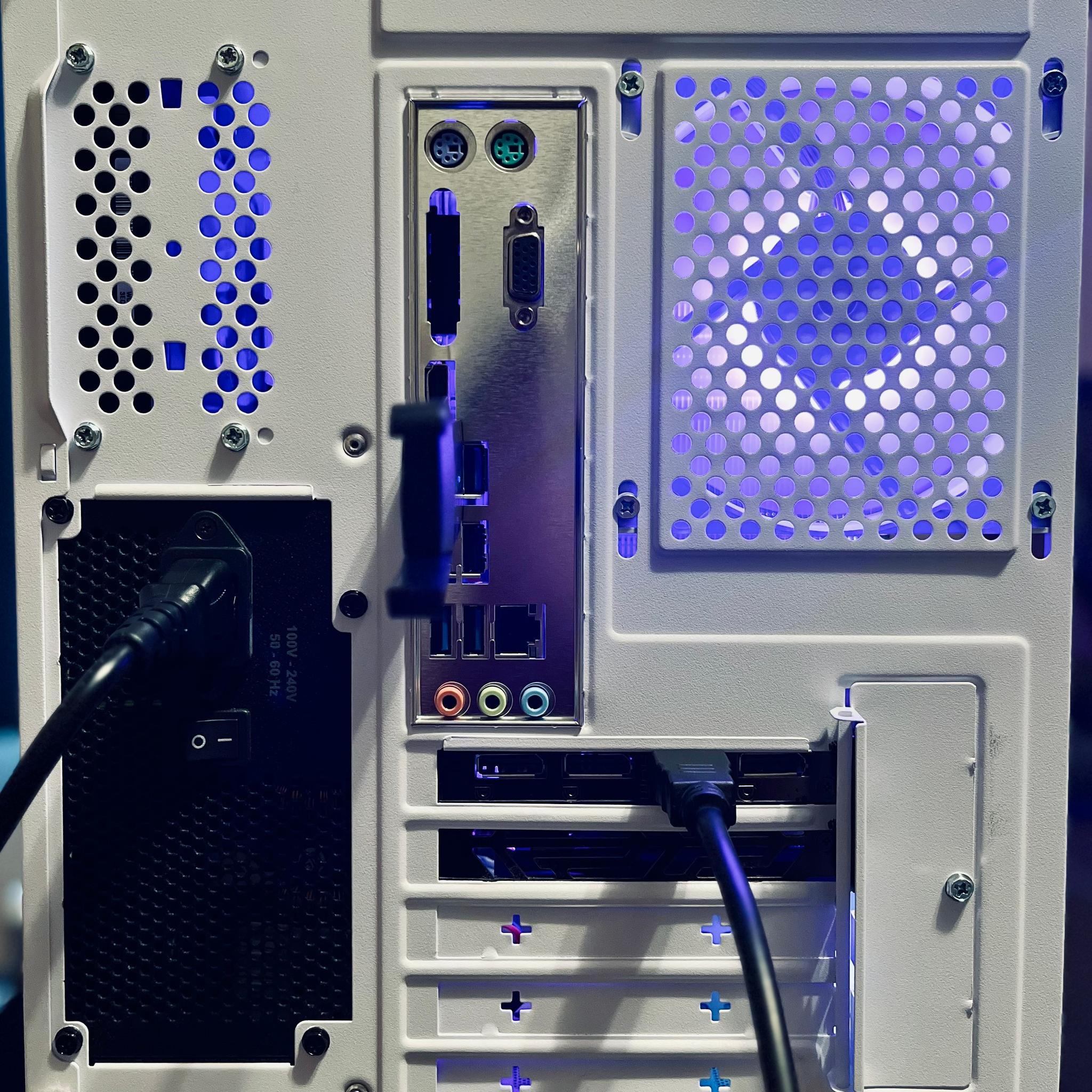 Custom Gaming PC |2070 Super // Ryzen 3600 // 512GB SSD + 1TB|