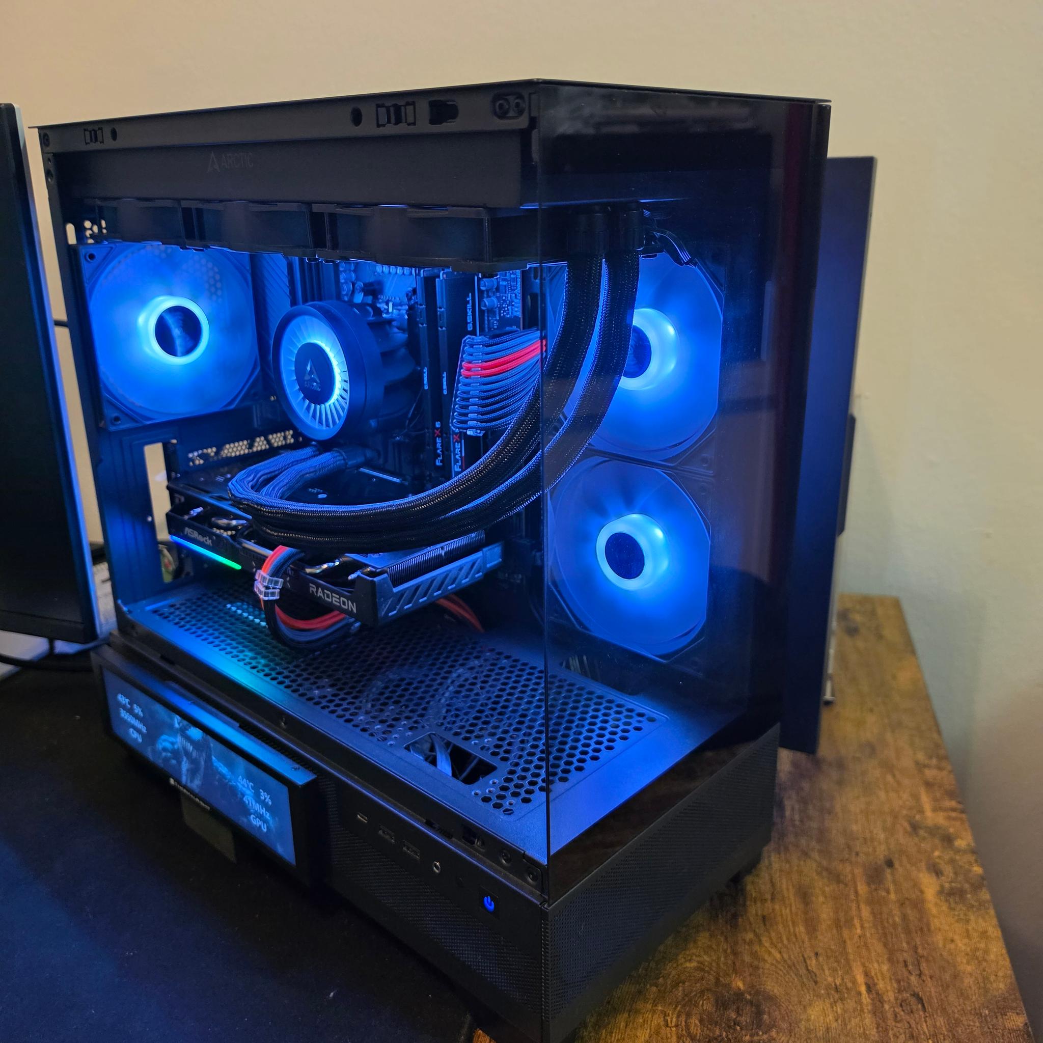 Radeon RX 9060 XT 16GB Custom Gaming PC - Ryzen 7 7700X, 32GB RAM
