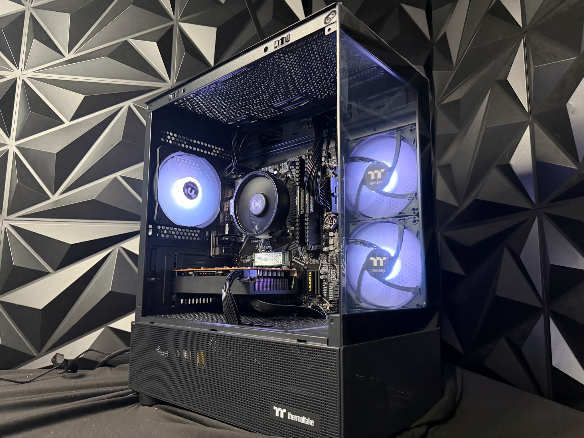 💸🎮 THE BUDGET BOOMER 🎮💸Ryzen 5 5500| RX 5600XT| 16 GB DDR4| 500GB NVMe| 650W PSU