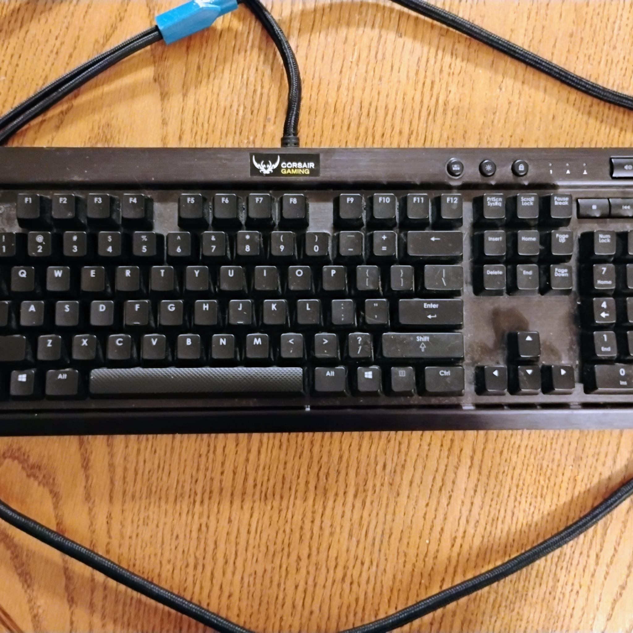 On Sale! Used Corsair K70 Mechanical Keyboard. Blue Backlighting. Gaming Keycaps included