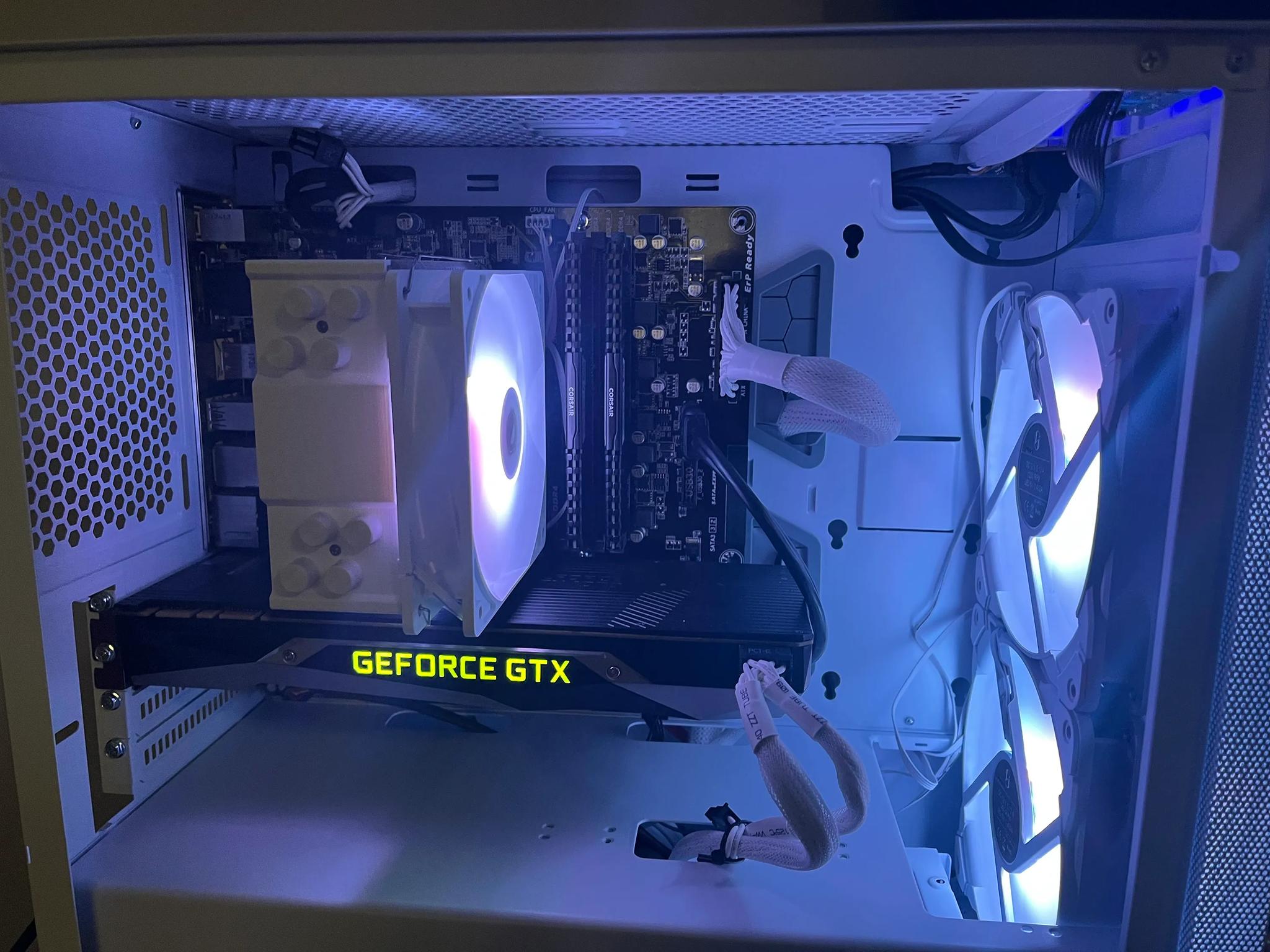 Budget RGB White Gaming PC | GTX 1070 | Intel I5 | 16gb Ram | 2TB HD + SSD | Custom ARGB