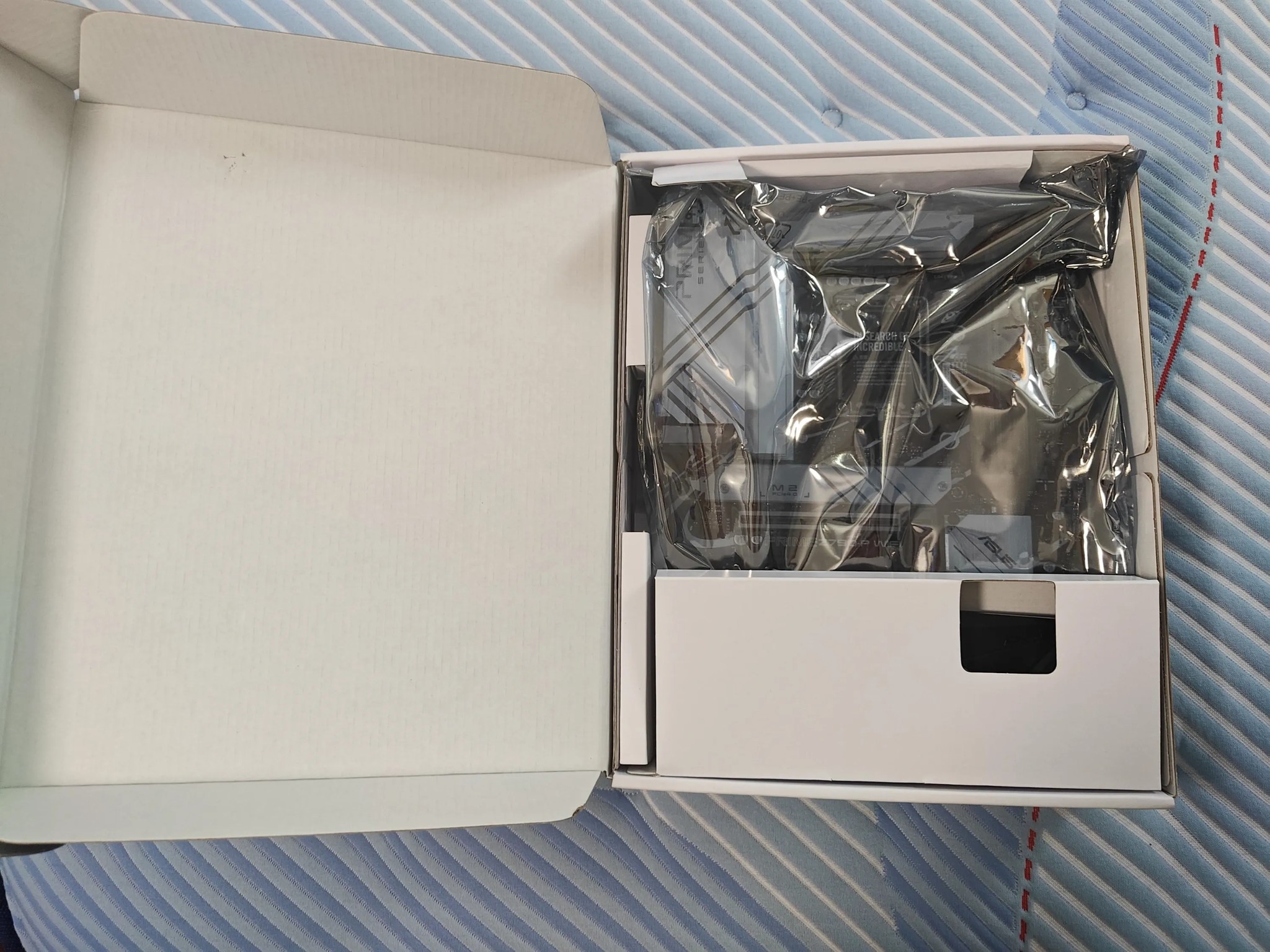 BEWARE: This is price accordingly due to *BENT PINS* ASUS PRIME Z790-P WIFI