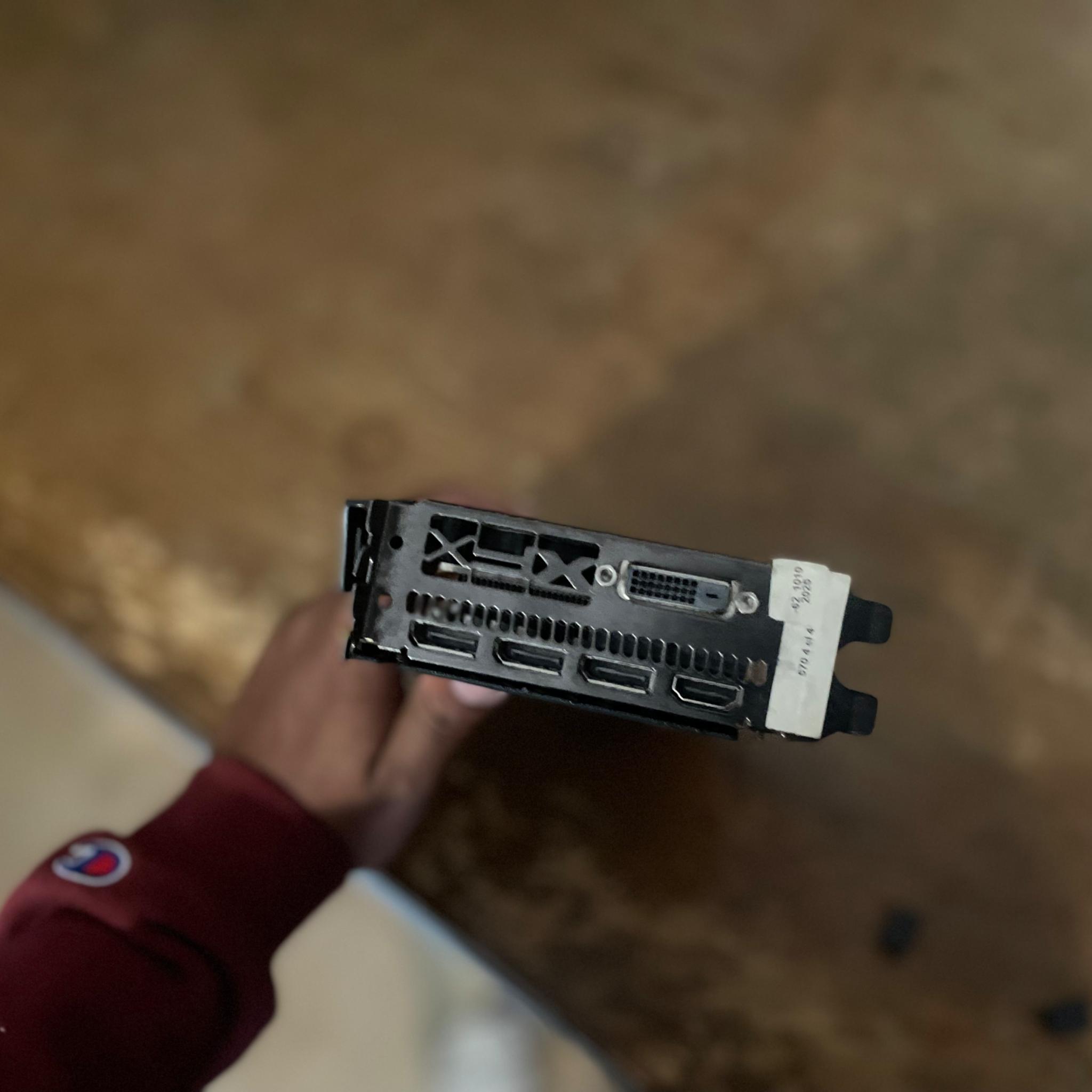 XFX AMD Radeon Rx 570 4gb