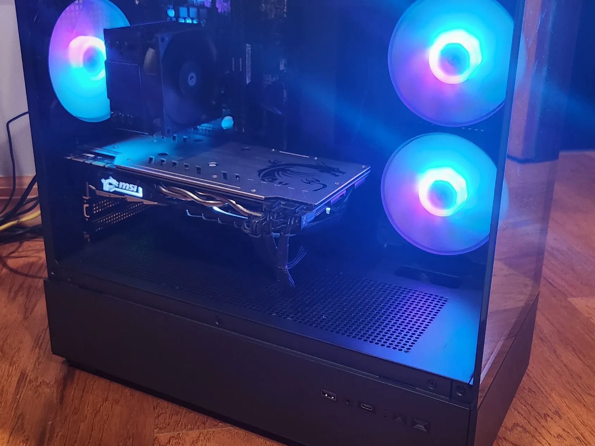 BUDGET GAMING PC GTX 1070 ti, i7 6700, 16GB RAM, 512GB SSD