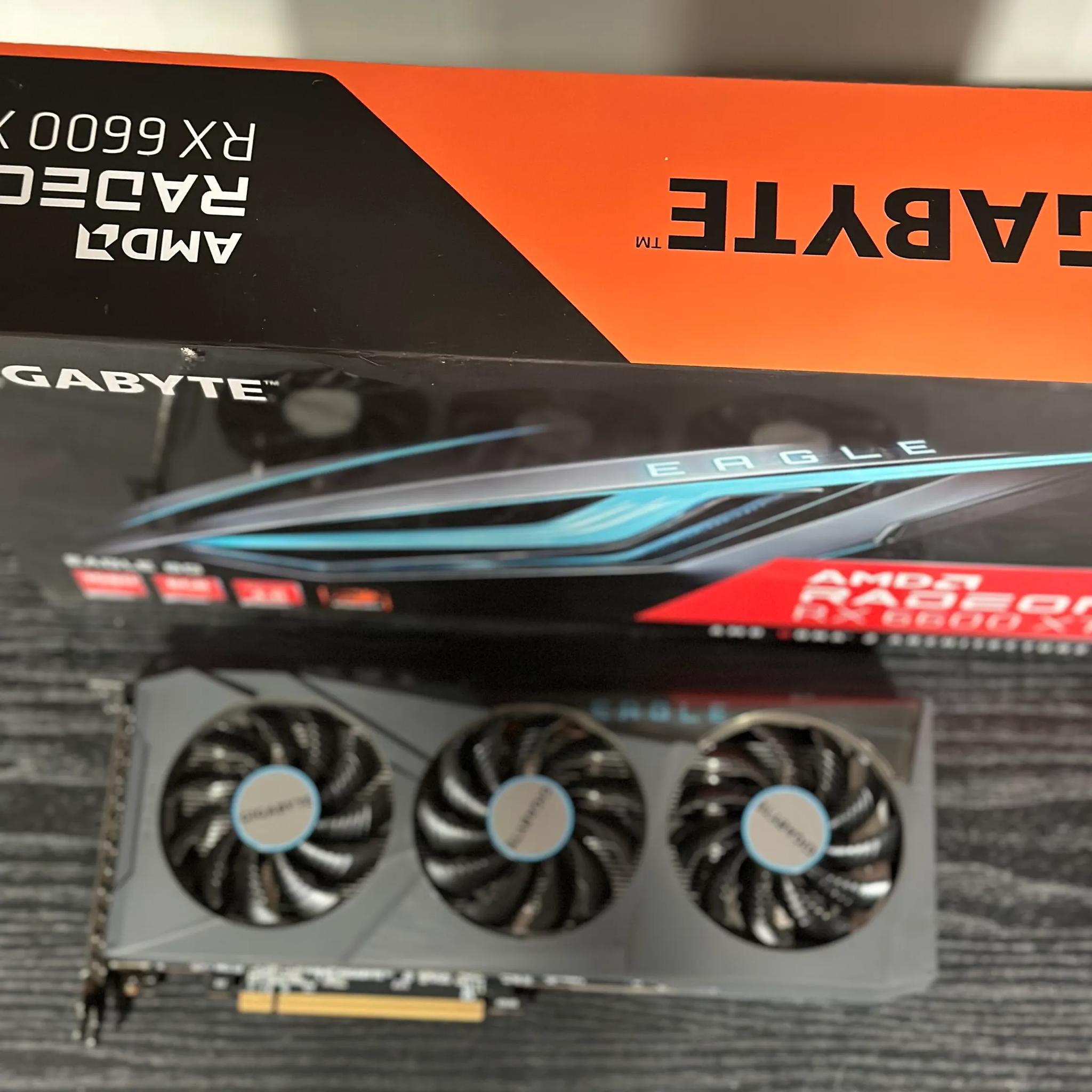 GIGABYTE Radeon RX 6600 XT EAGLE 8G Graphics Card, WINDFORCE 3X Cooling System