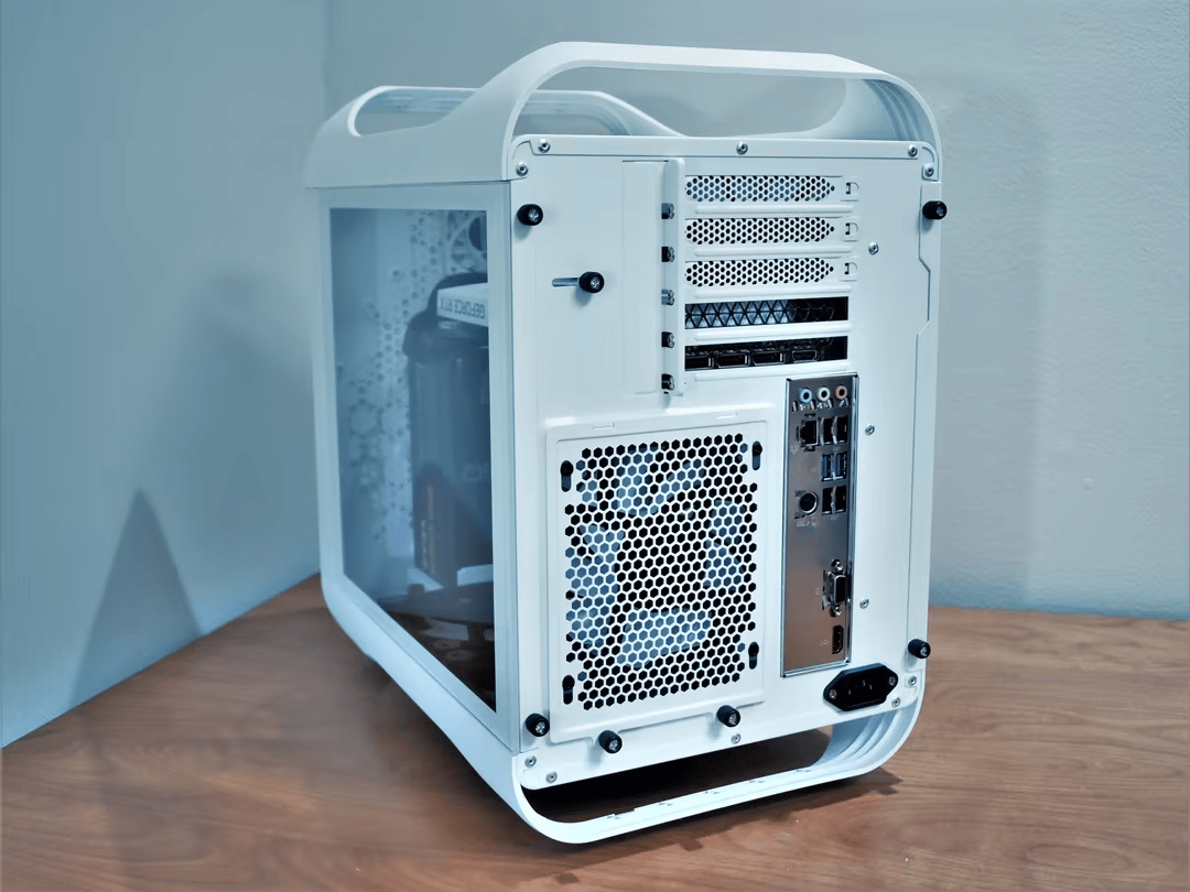 Brand New!! "Royal Griffin" BitFenix 11400f and RTX 3060 Beautiful White Build