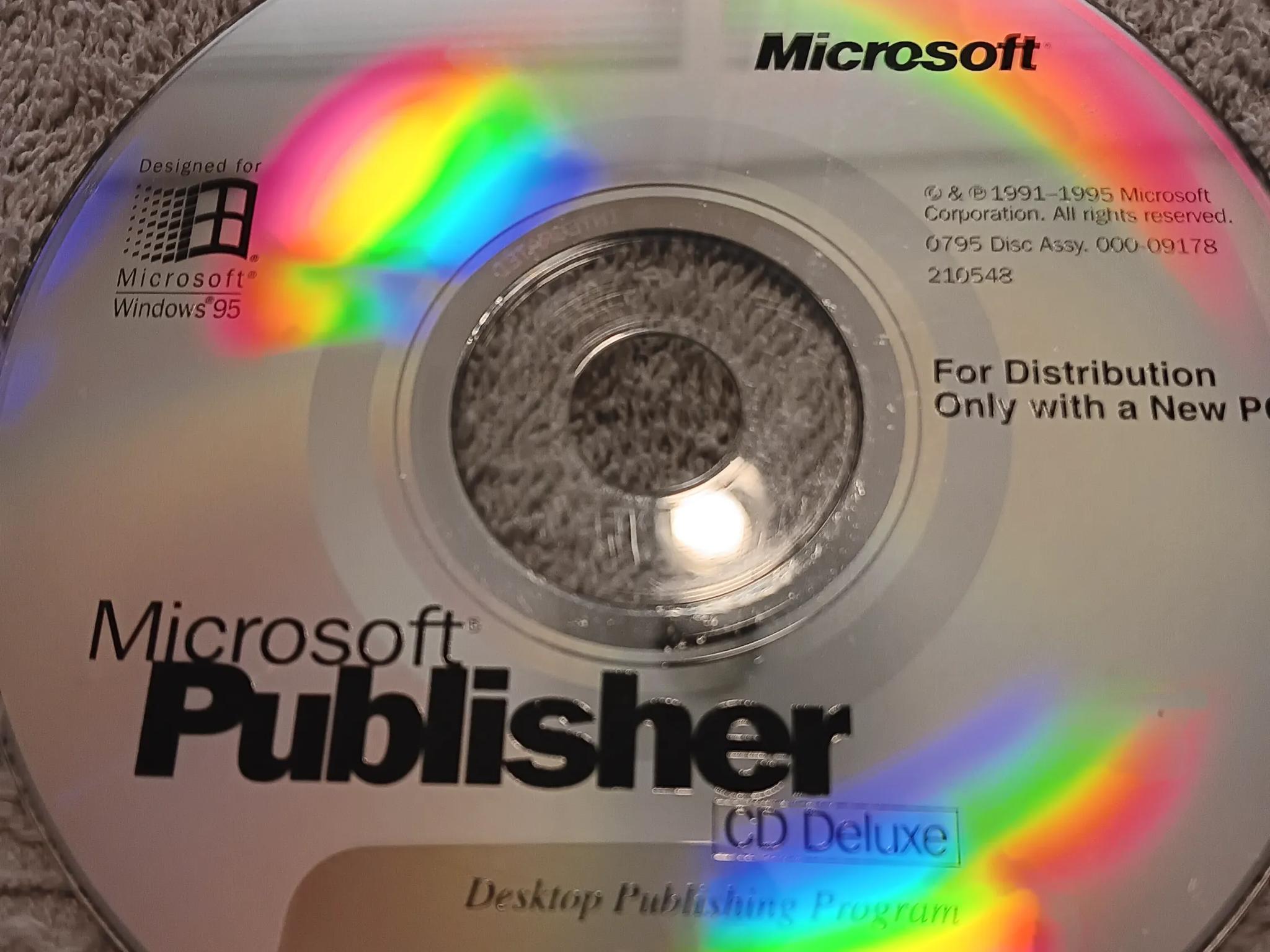 VERY RARE OEM Windows 95 USB W/ 5 Original Companion Disks and Key
