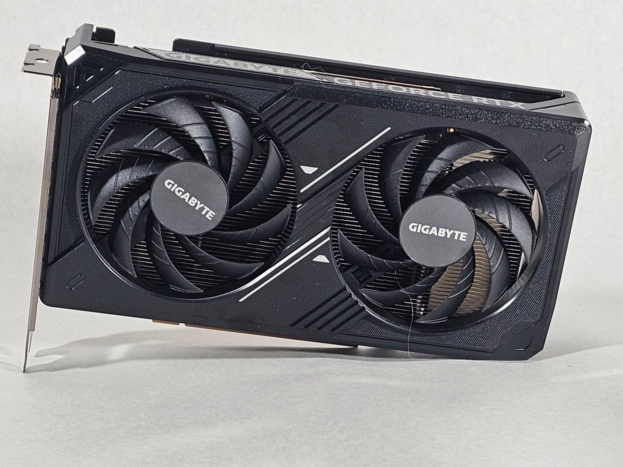 RTX 5050 Gigabyte 8GB