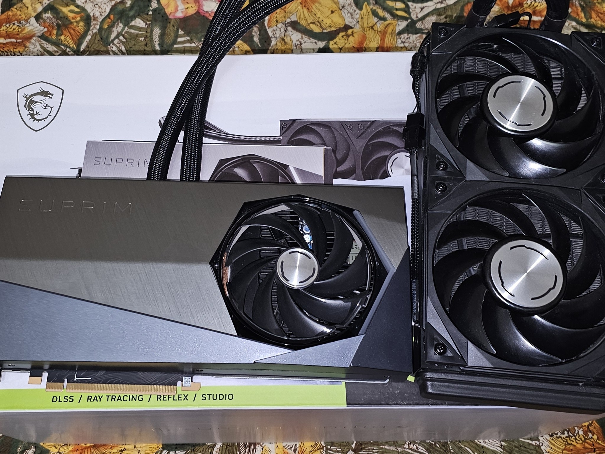 RTX 4090 MSI Supreme Liquid X